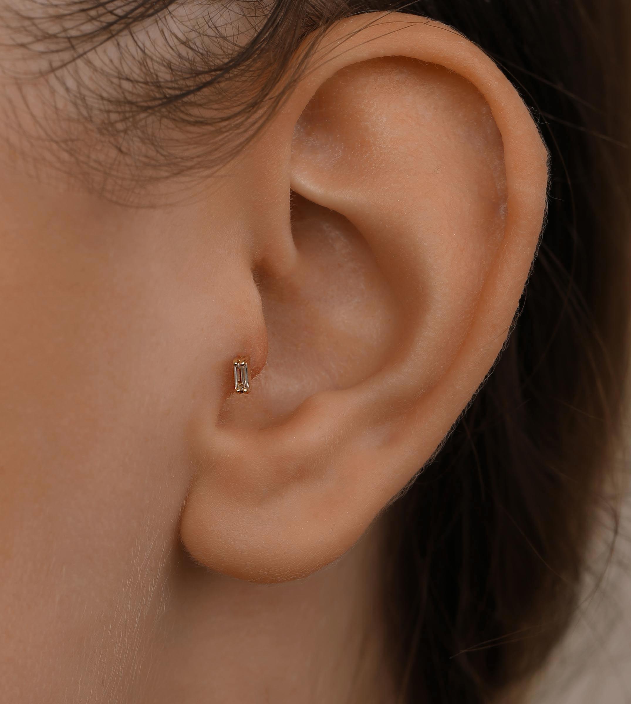 Baget Taş Piercing (Tragus)