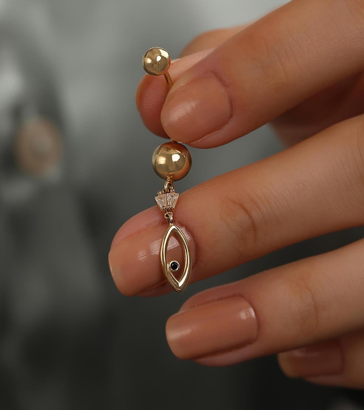 Balık Göbek Piercing