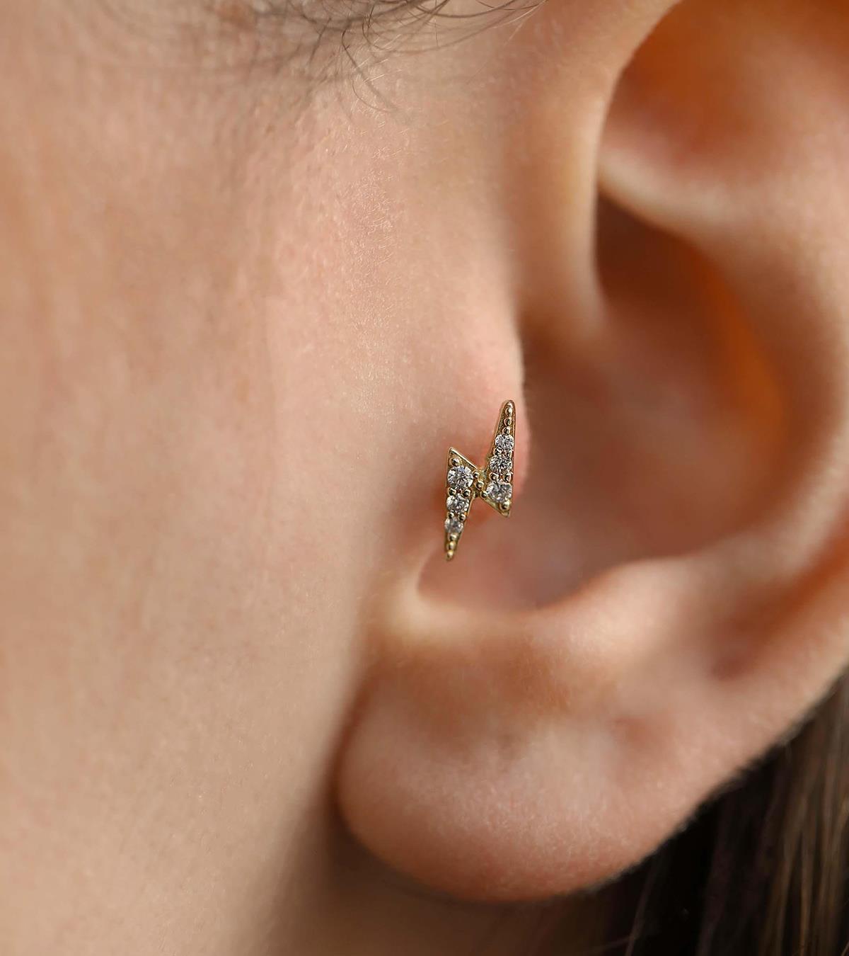 Taşlı Şimşek Piercing (Tragus)