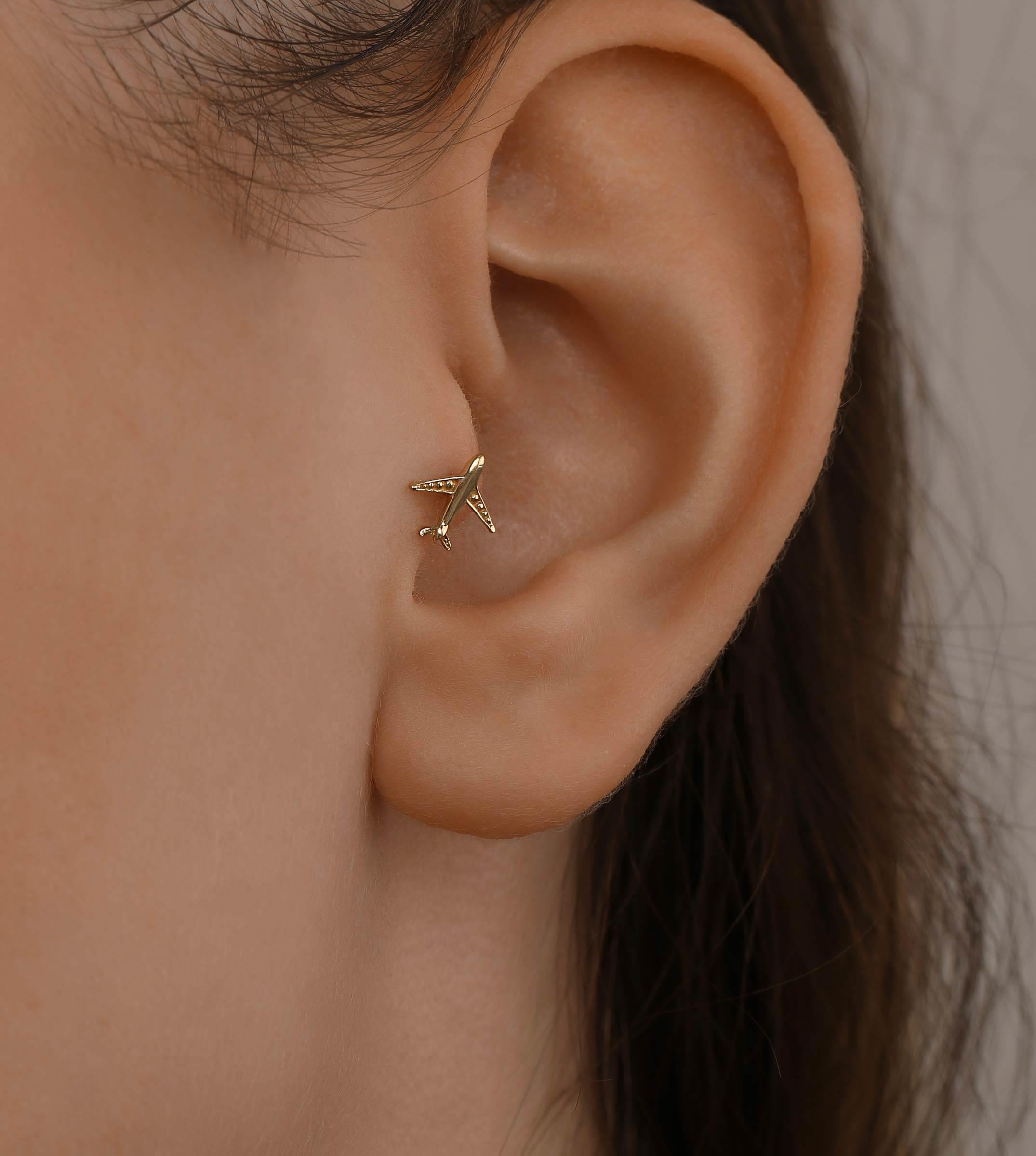 Uçak Piercing (Tragus)