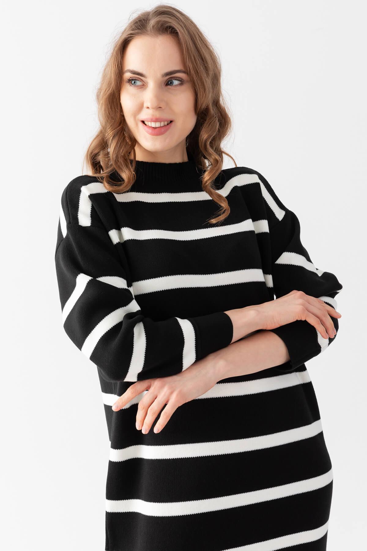 Irmak Kerekli Kadın Çizgili Oversize Elbise, Kadın Elbise,Triko Elbise, Oversize Elbise, Uzun Elbise, Siyah Ekru