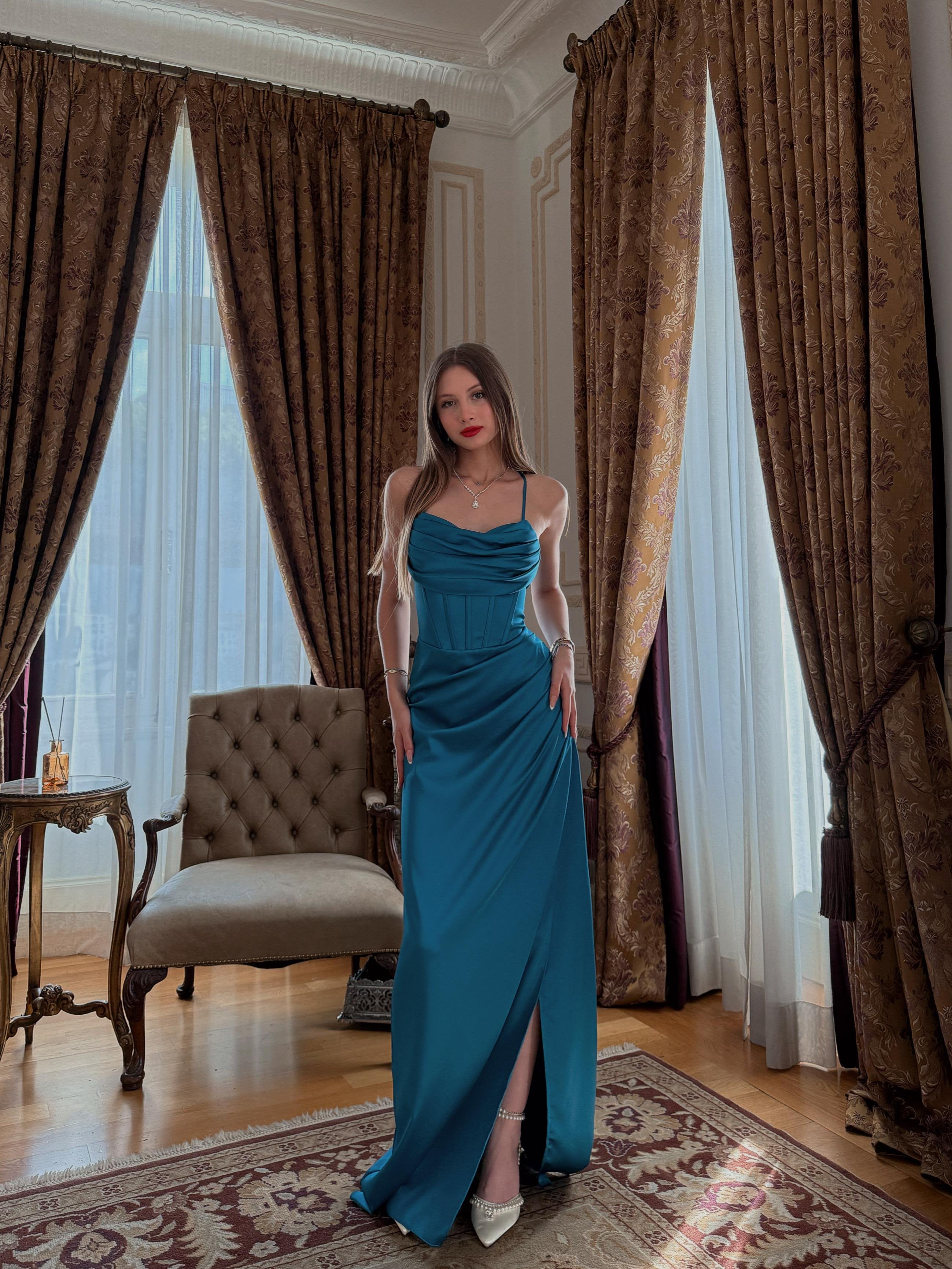 Aurora Korse Detay Askılı Petrol Abiye 