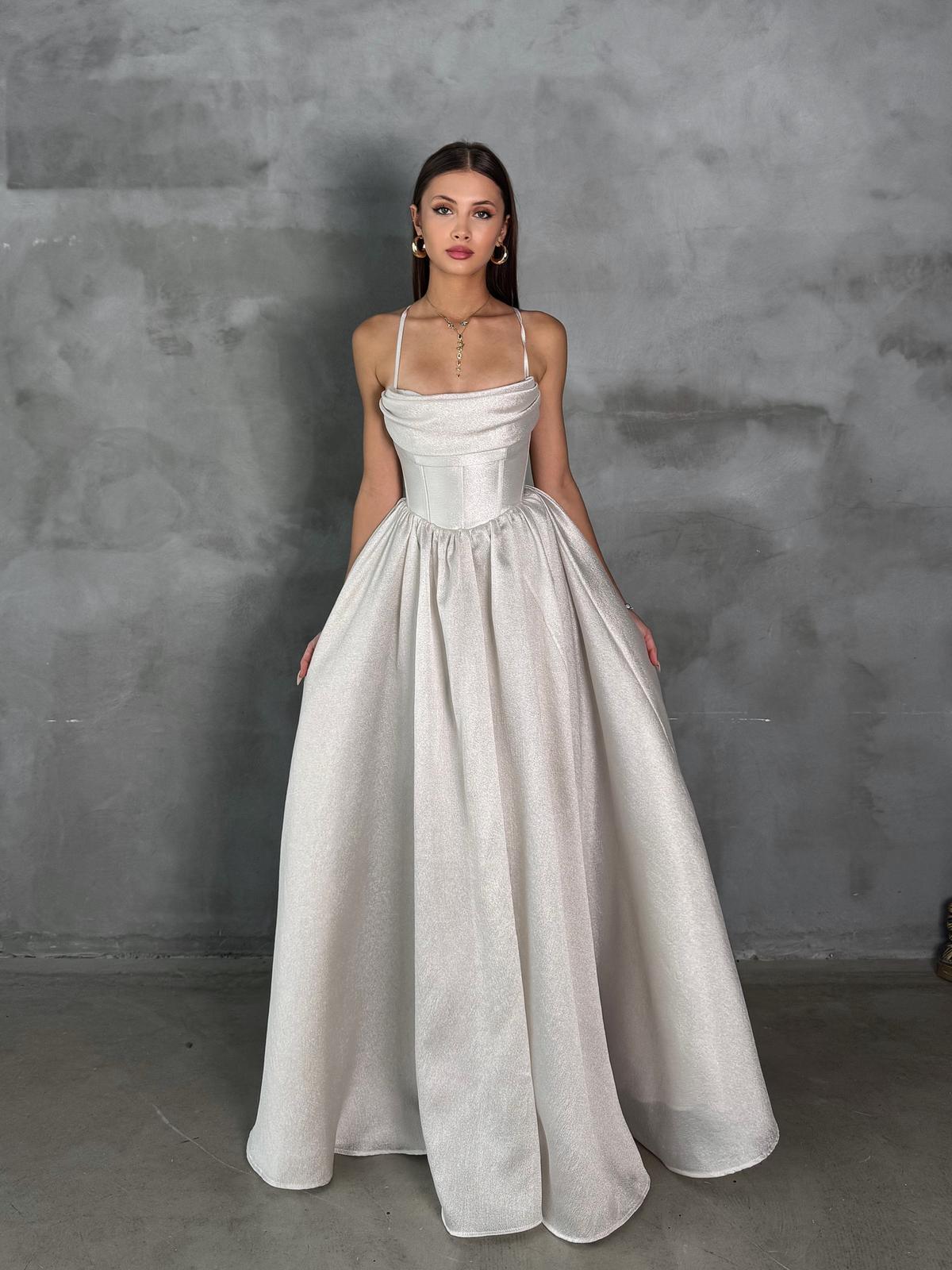 Jenga Askılı Sırt Detay Sedef Yırtmaçlı Uzun Abiye 