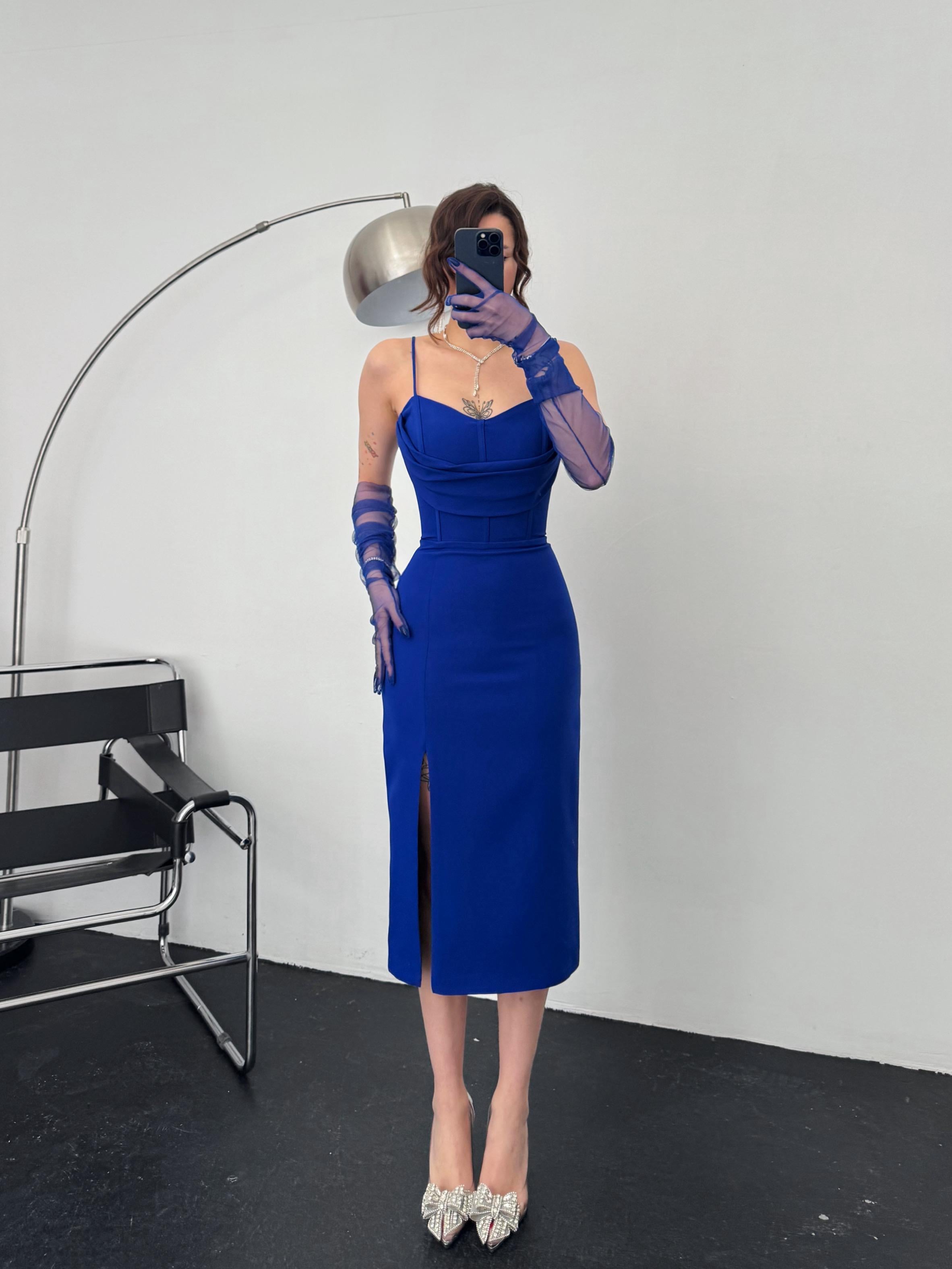 Josef Askılı Yırtmaç Detay Saks Mavi Midi Boy Abiye 