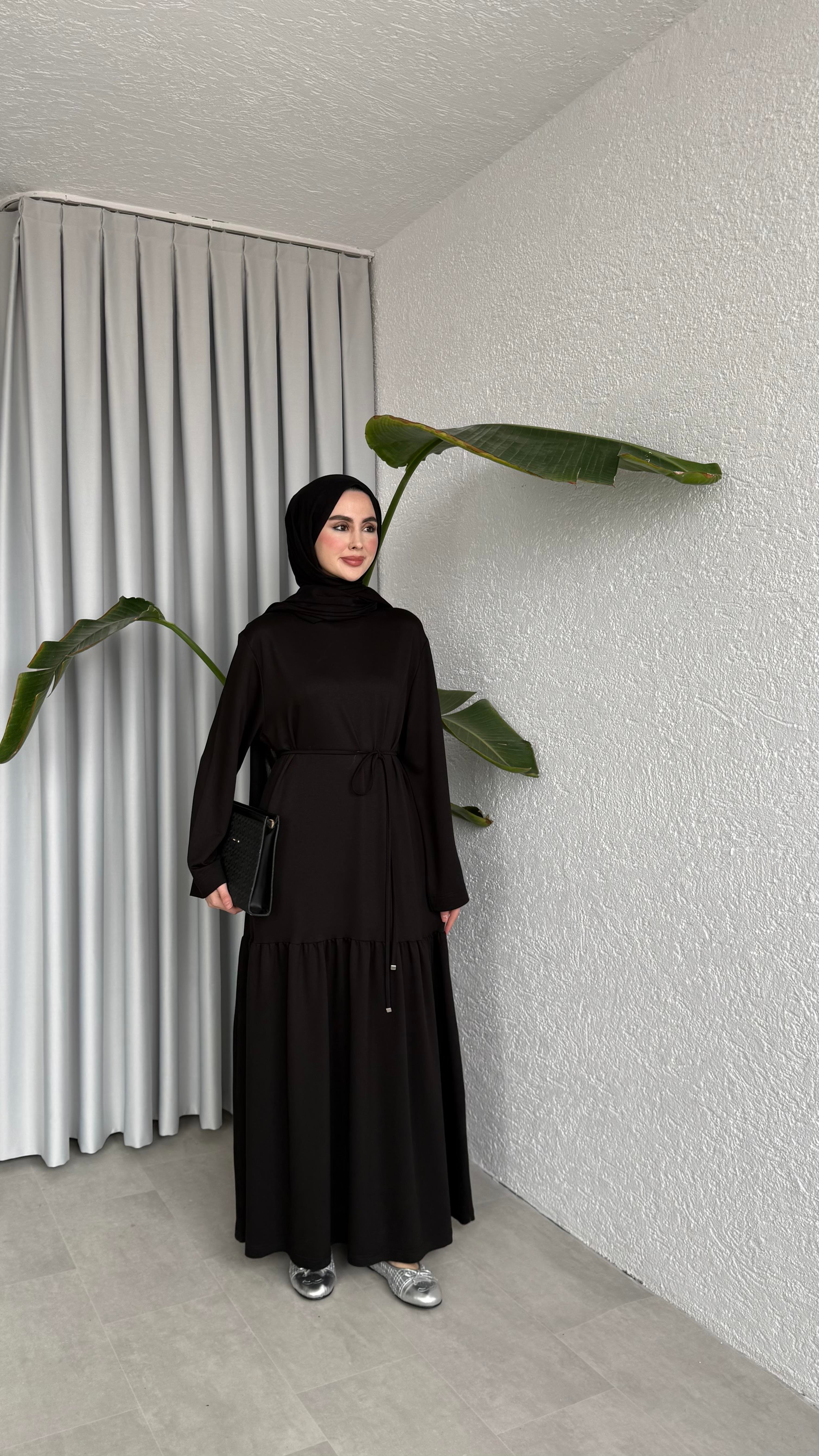 BİYE KEMERLİ İKİ İPLİK ELBİSE - SİYAH