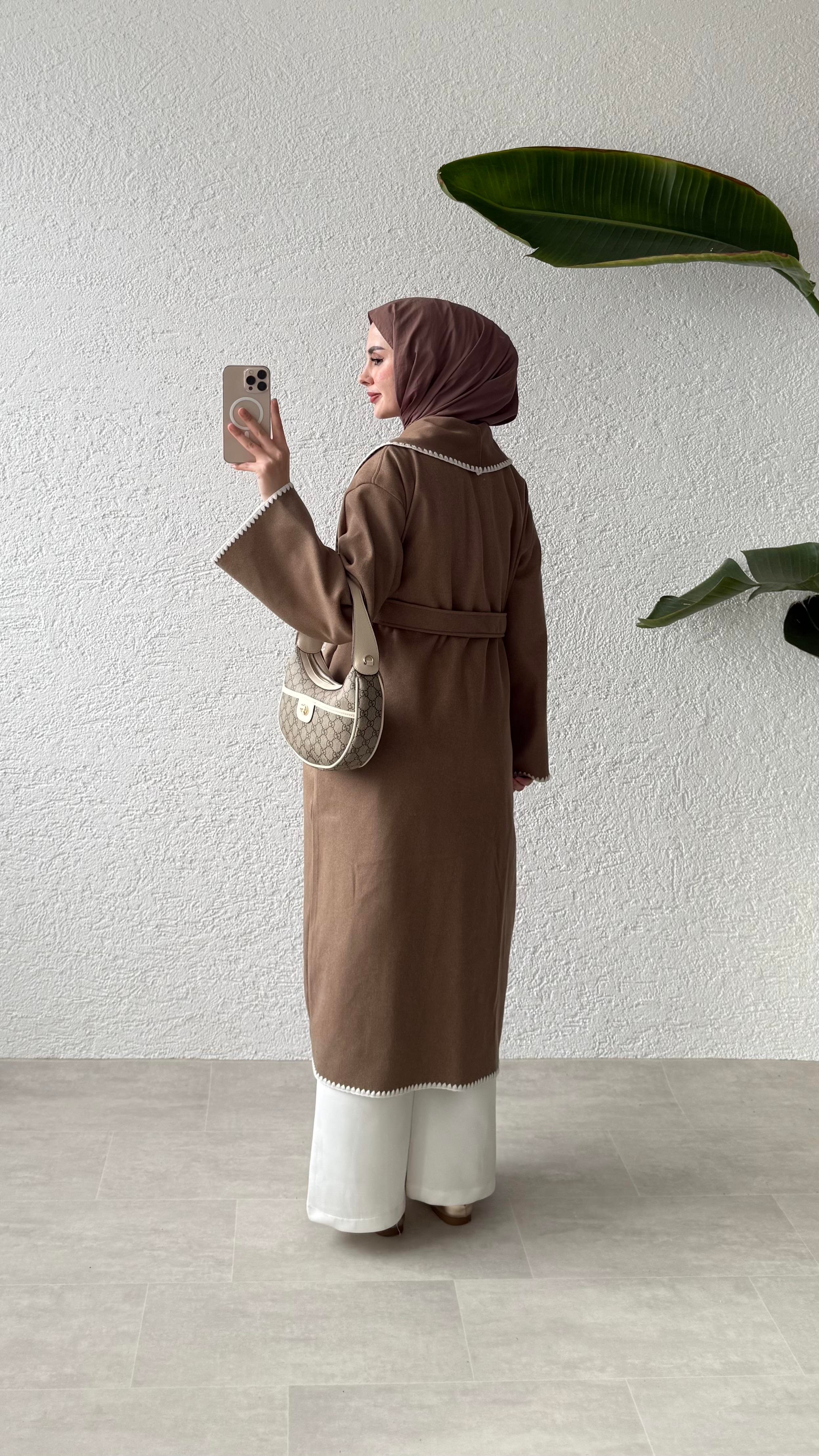 GÜL DİKİŞLİ KABAN - CAMEL 