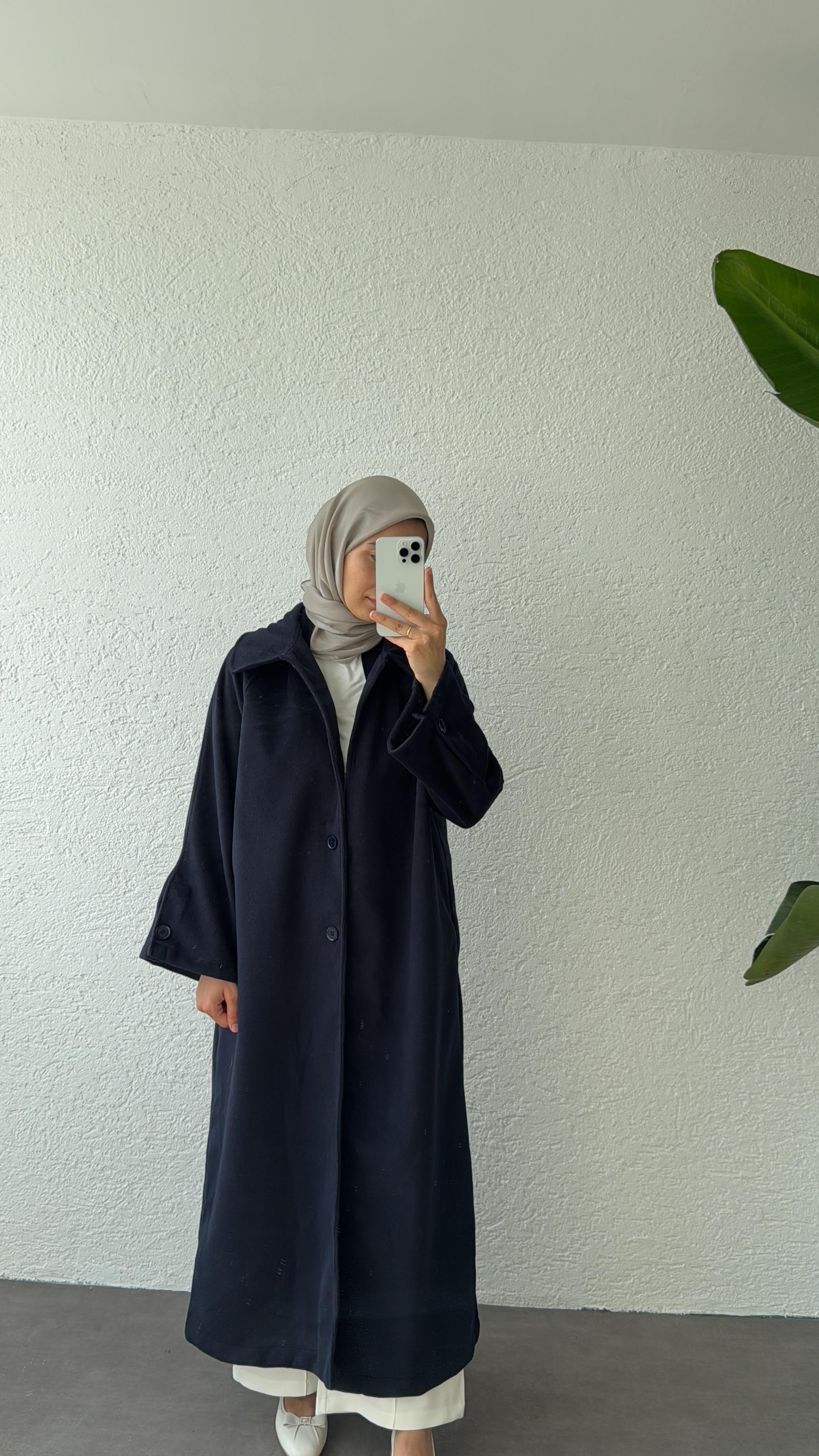 KAŞE DÜĞMELİ KABAN - LACİVERT