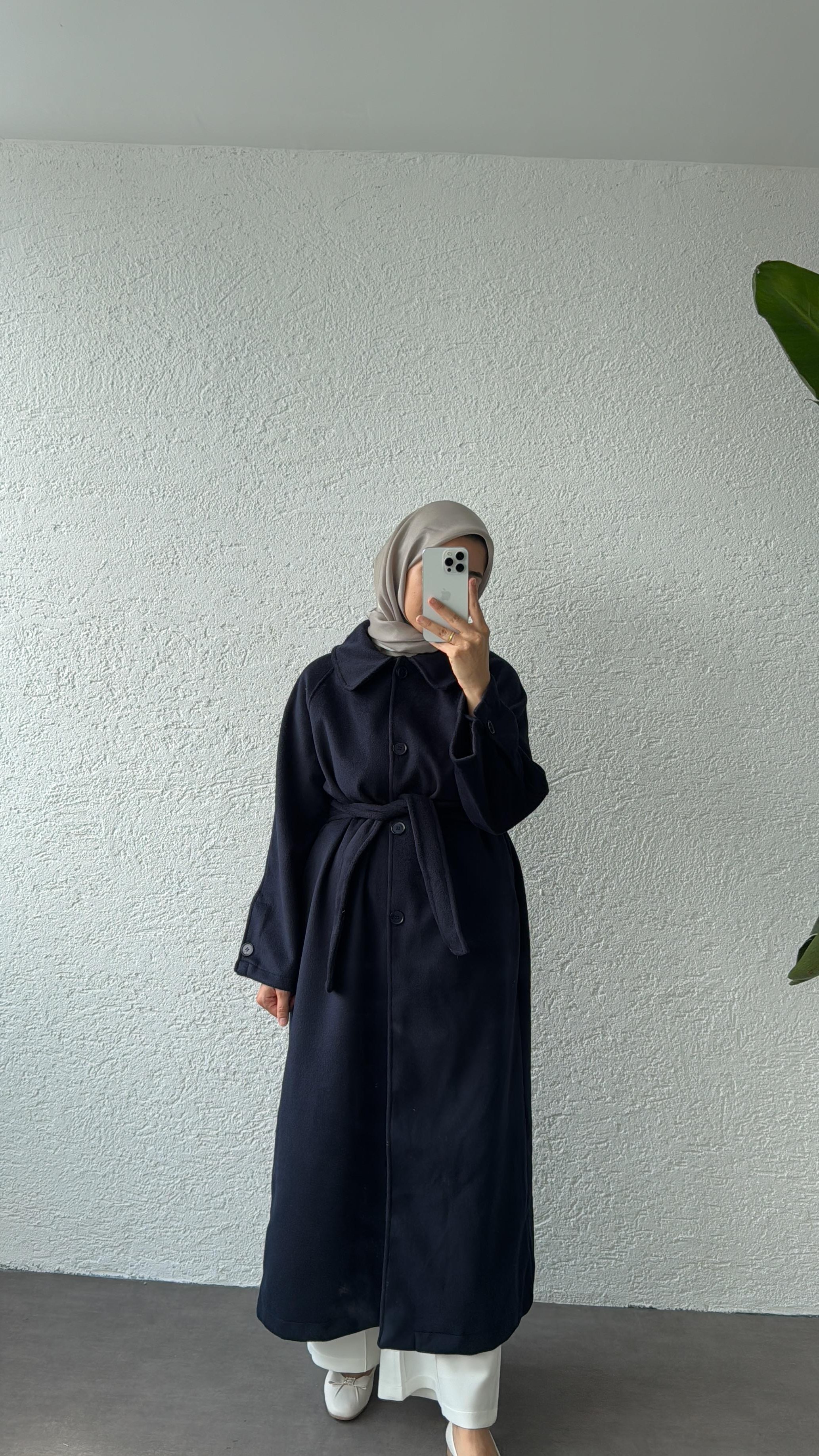 KAŞE DÜĞMELİ KABAN - LACİVERT