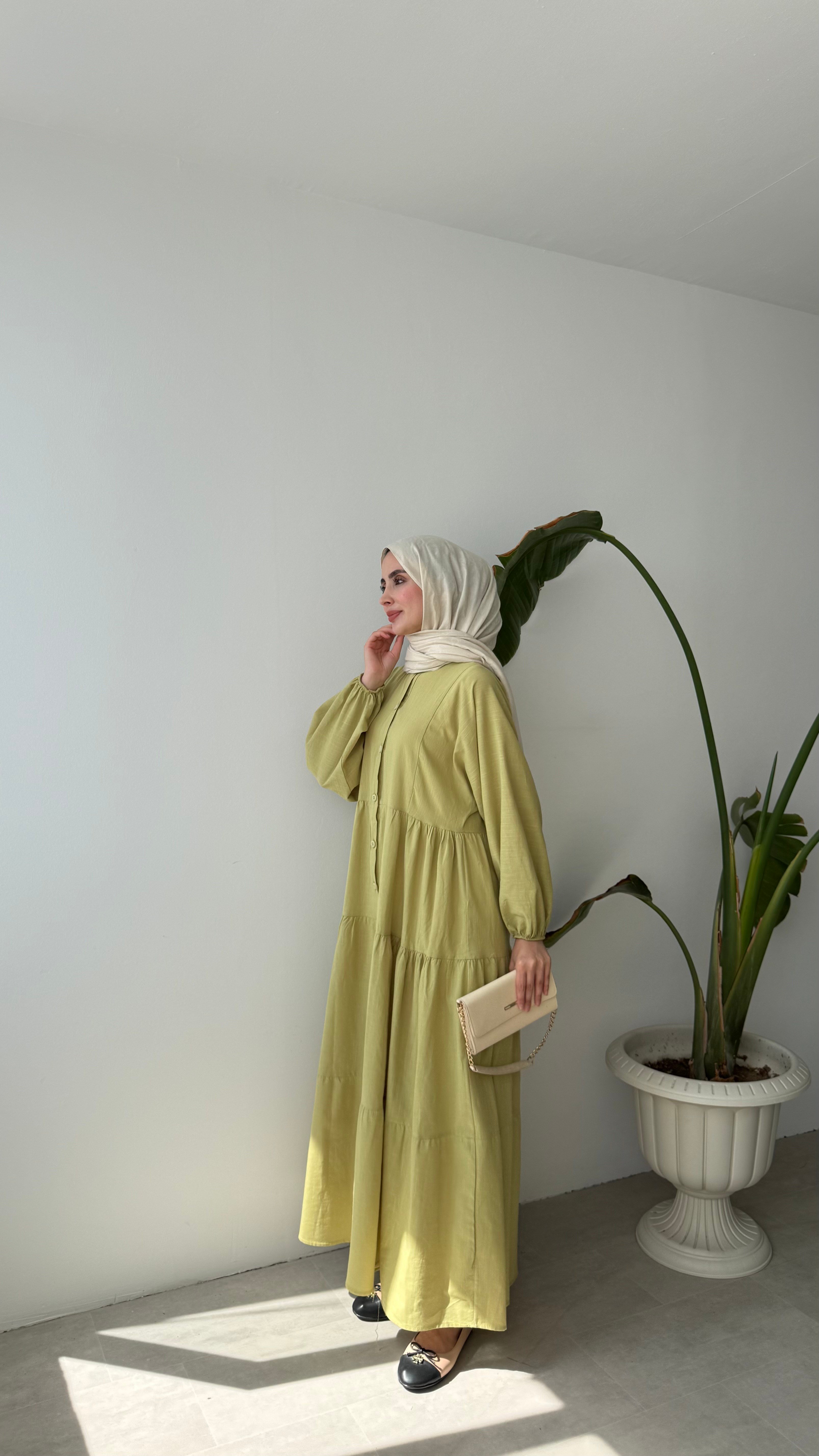 KAT DETAYLI BÜZGÜLÜ ELBİSE - HAKİ