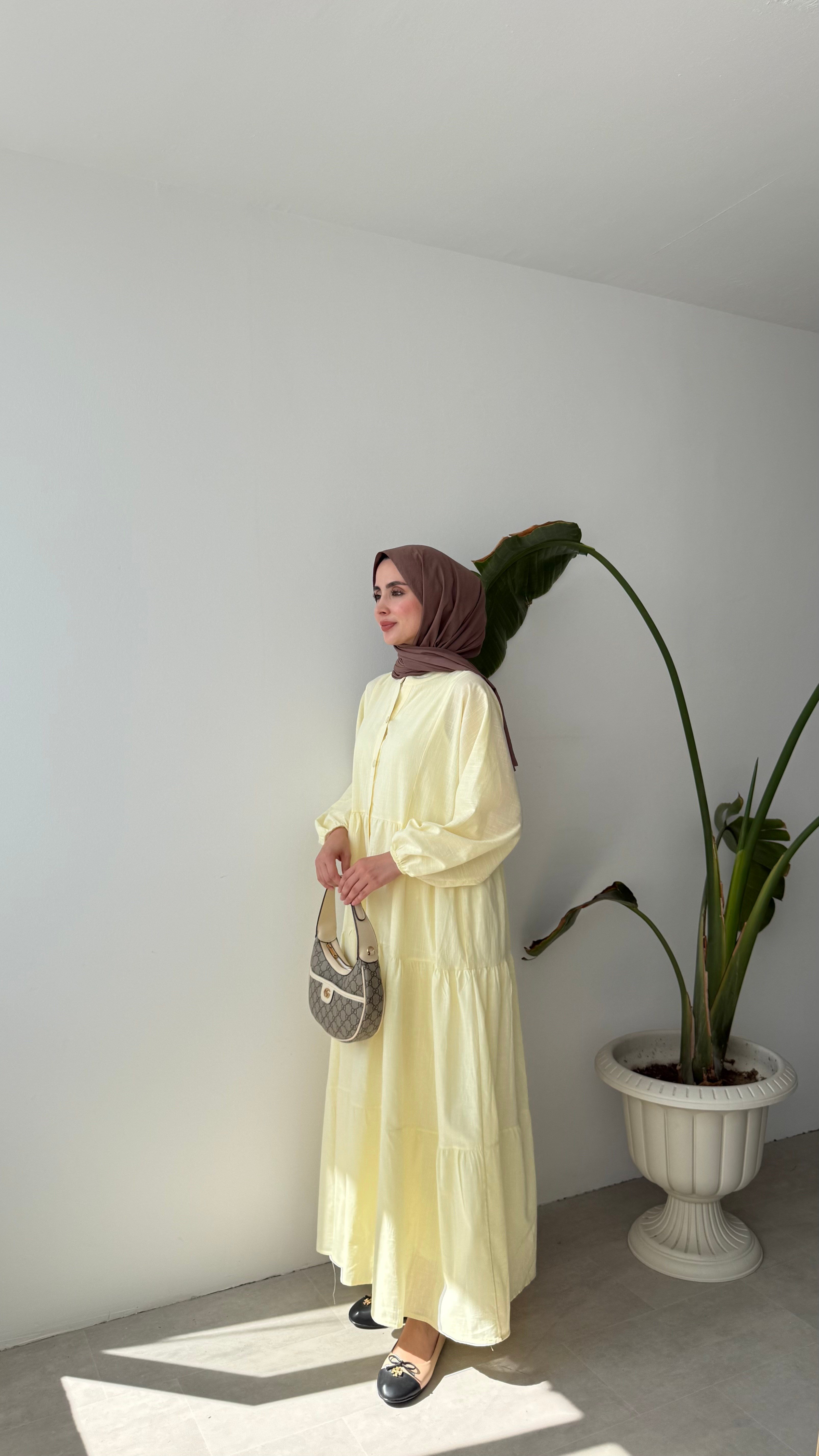 KAT DETAYLI BÜZGÜLÜ ELBİSE - SARI