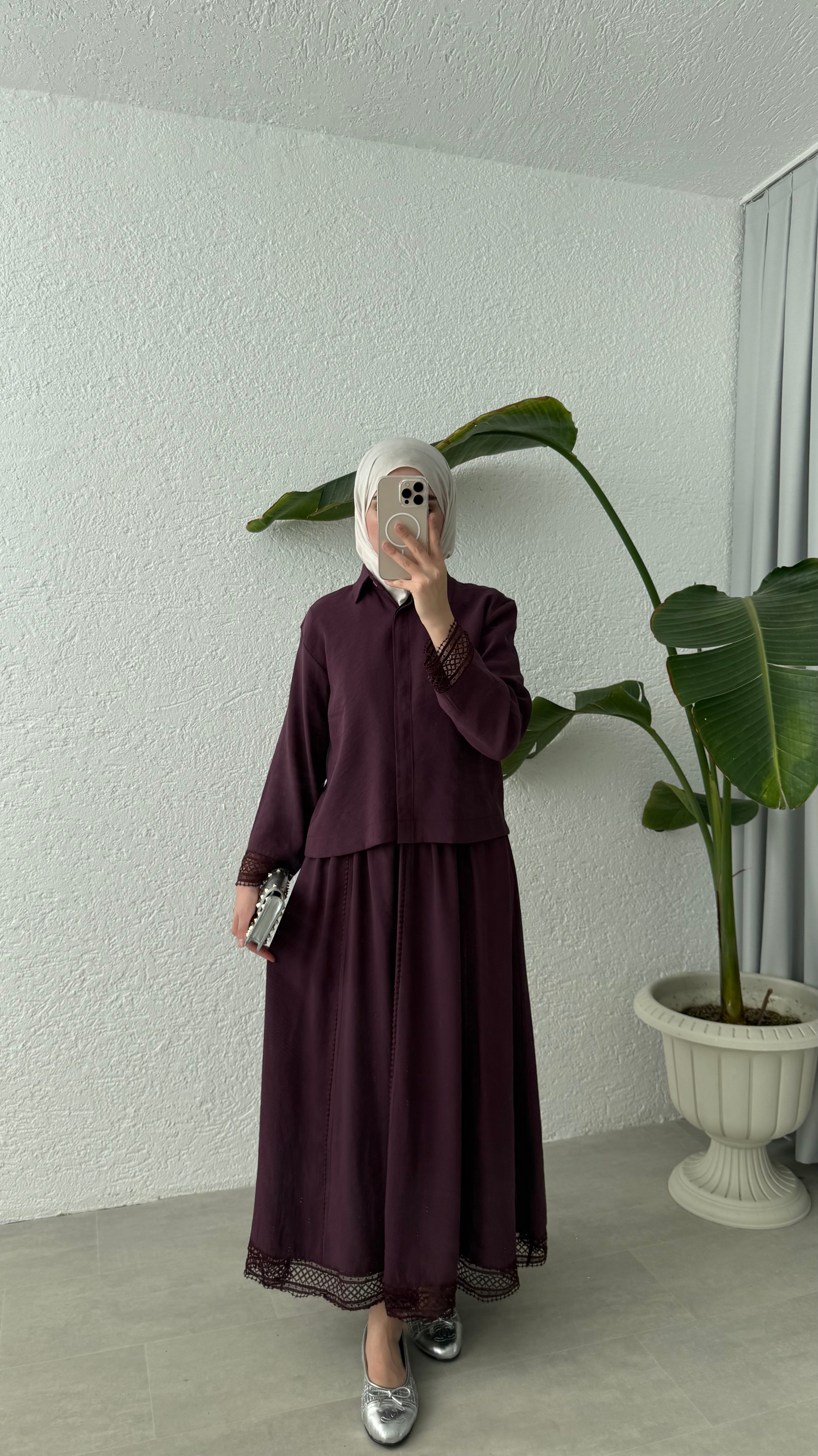 KOLLARI DANTEL DETAYLI ETEK TAKIM - MÜRDÜM