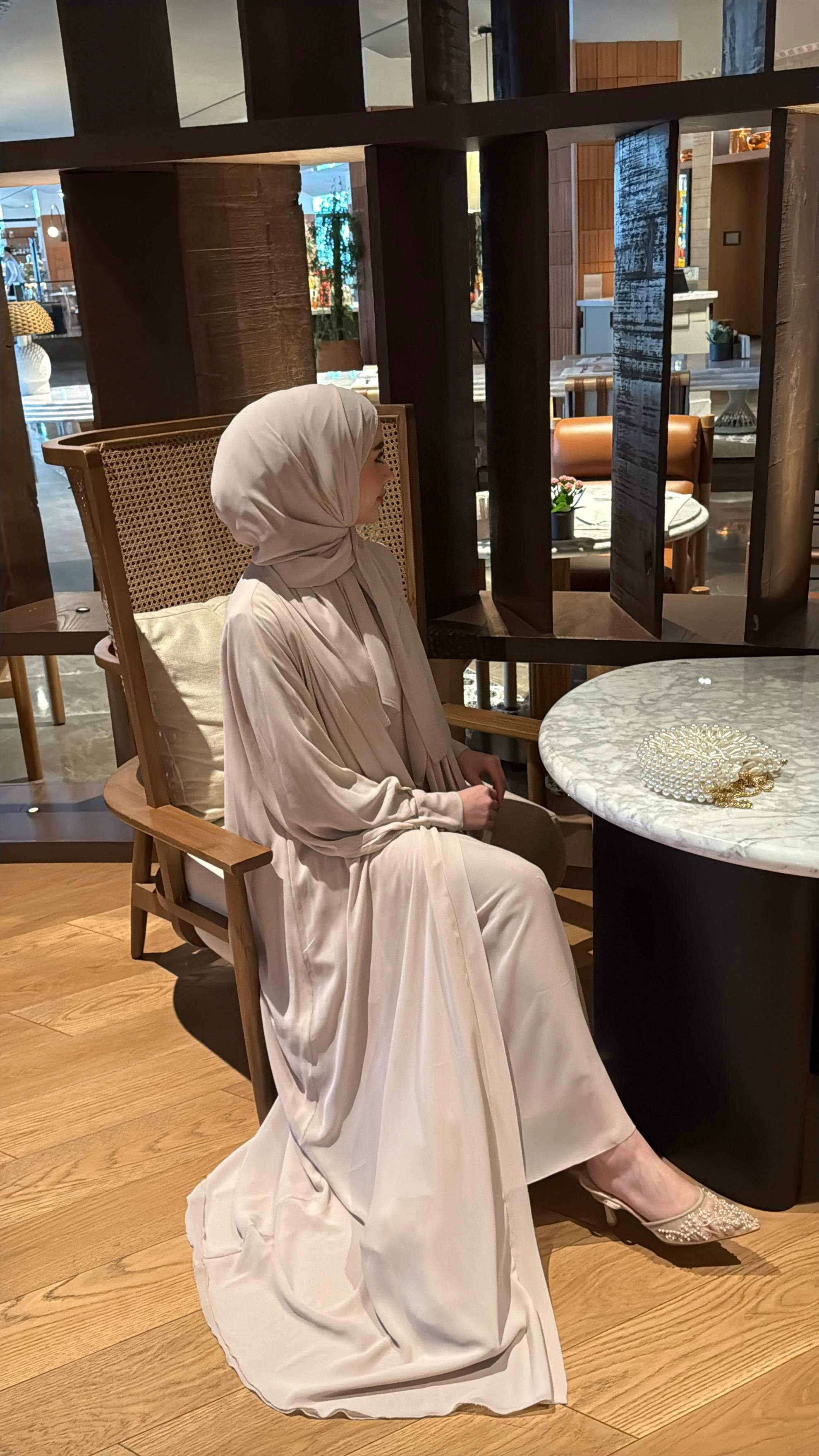 LAREEN ABAYA & FERACE - BEJ