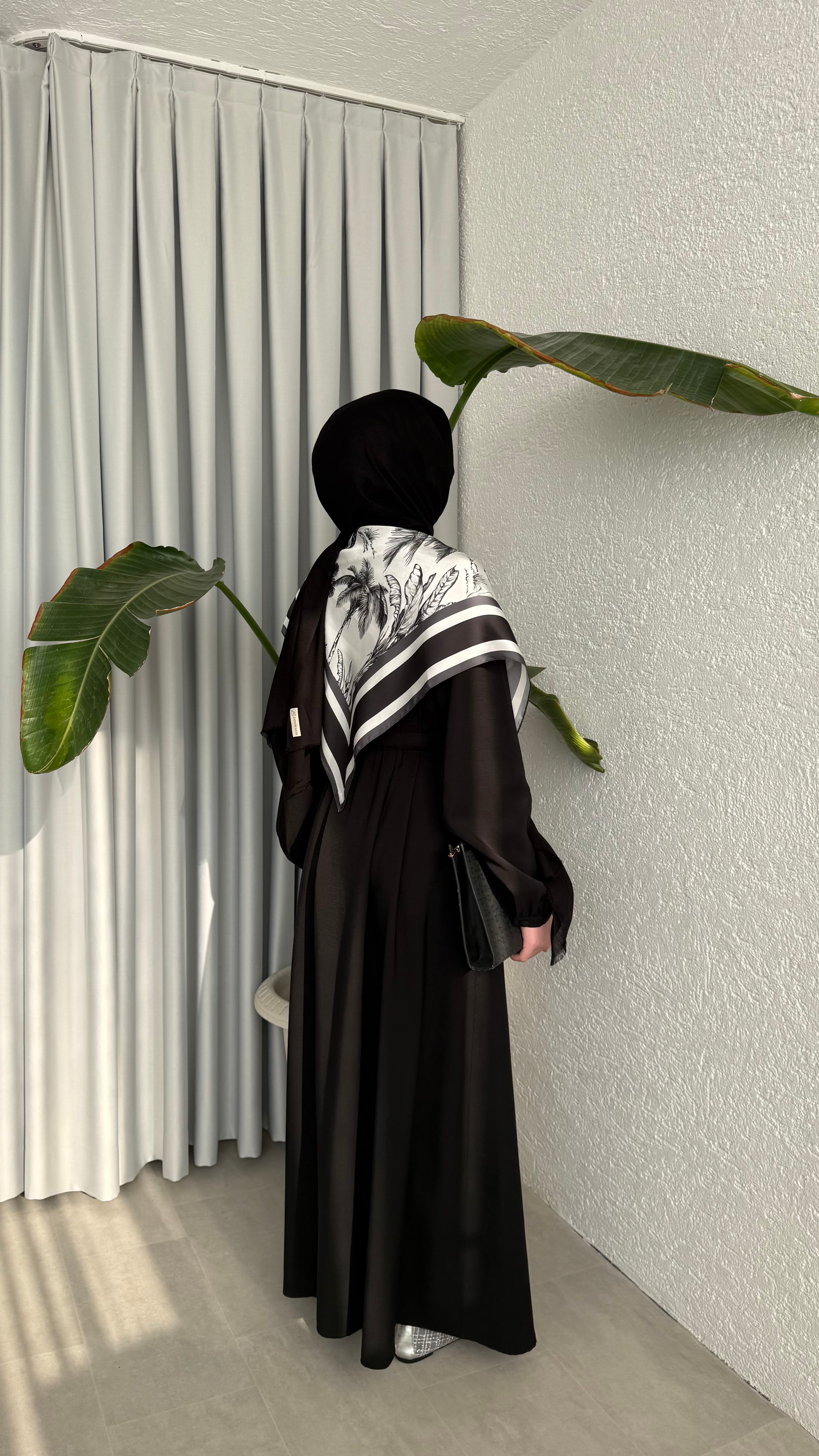 MOLLEN OMUZ ŞALLI ELBİSE -SİYAH