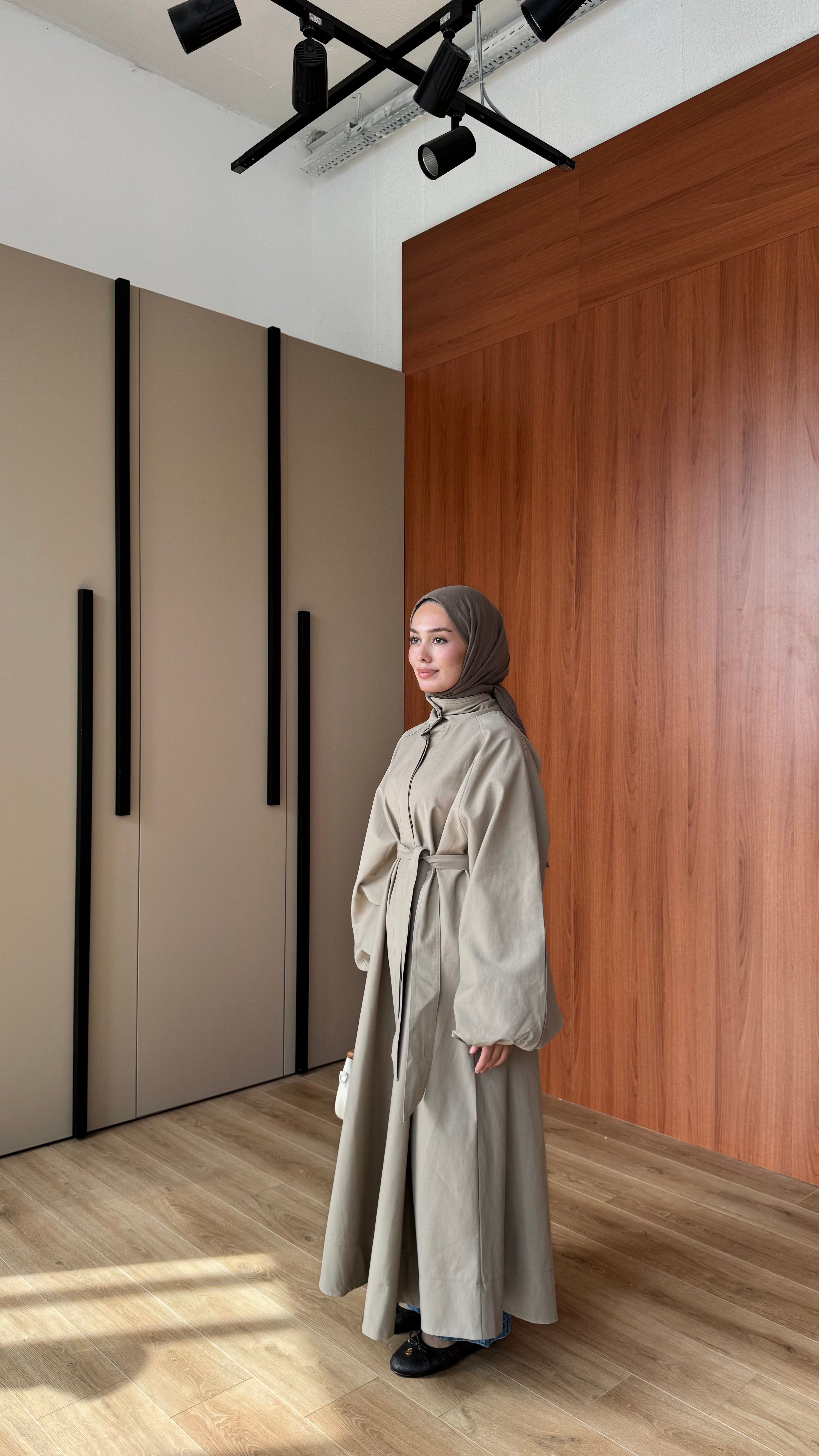ROBE ASTARLI TRENÇKOT - ADAÇAYI