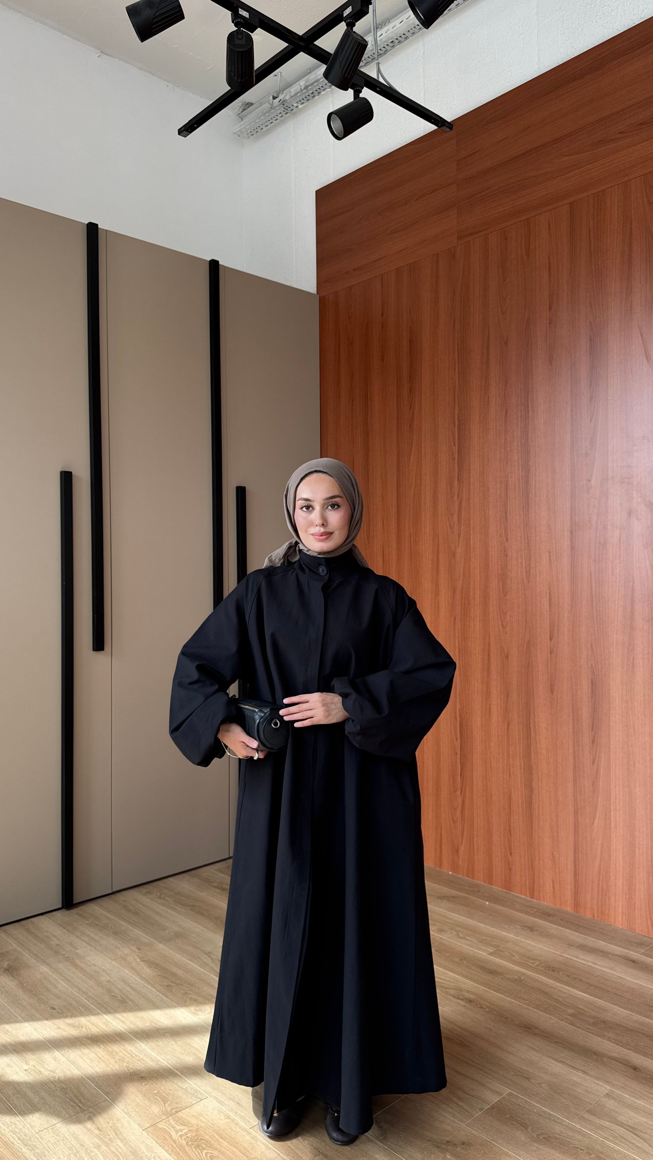 ROBE ASTARLI TRENÇKOT - SİYAH