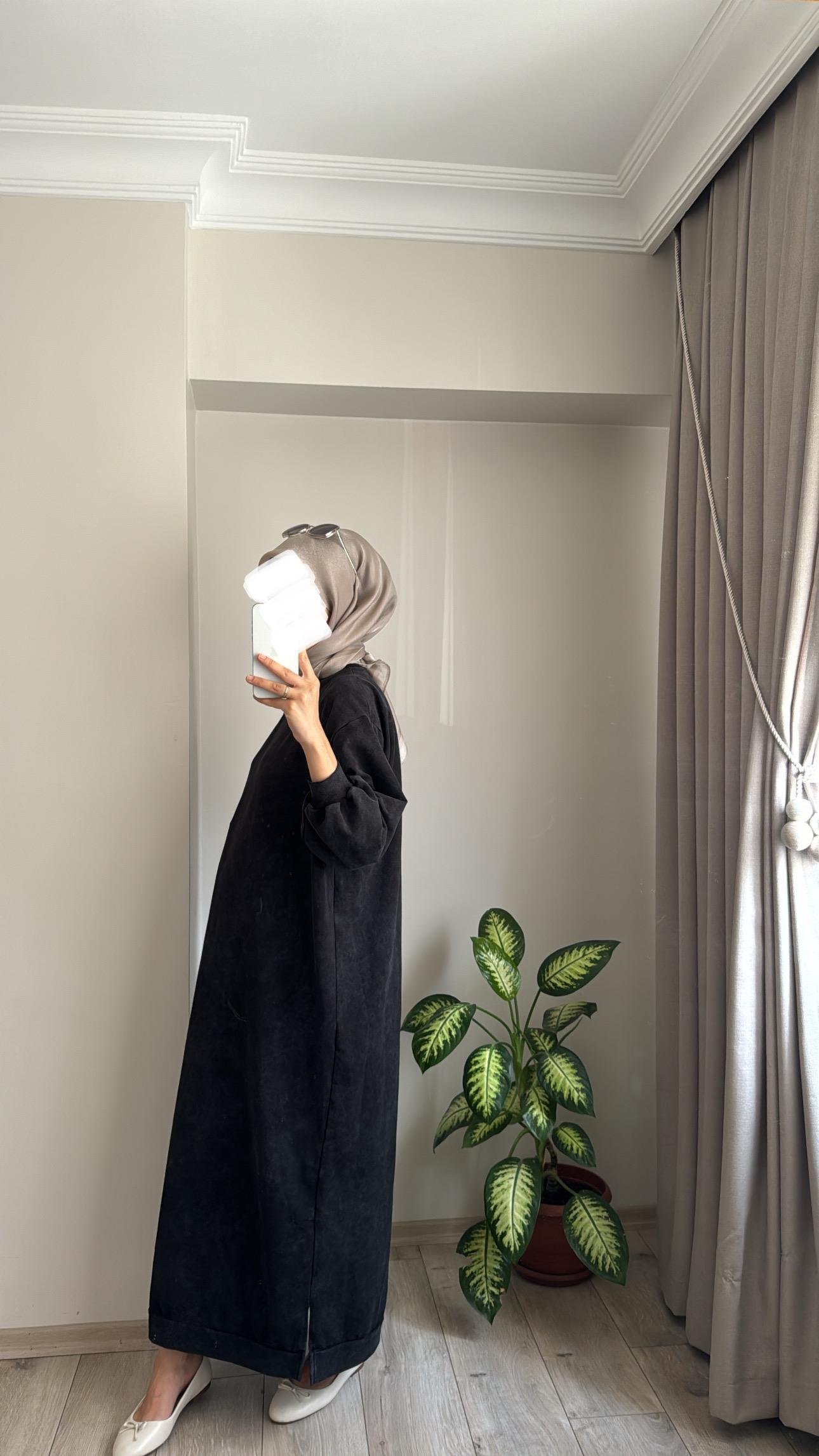 SOLUK DESENLİ ELBİSE - SİYAH