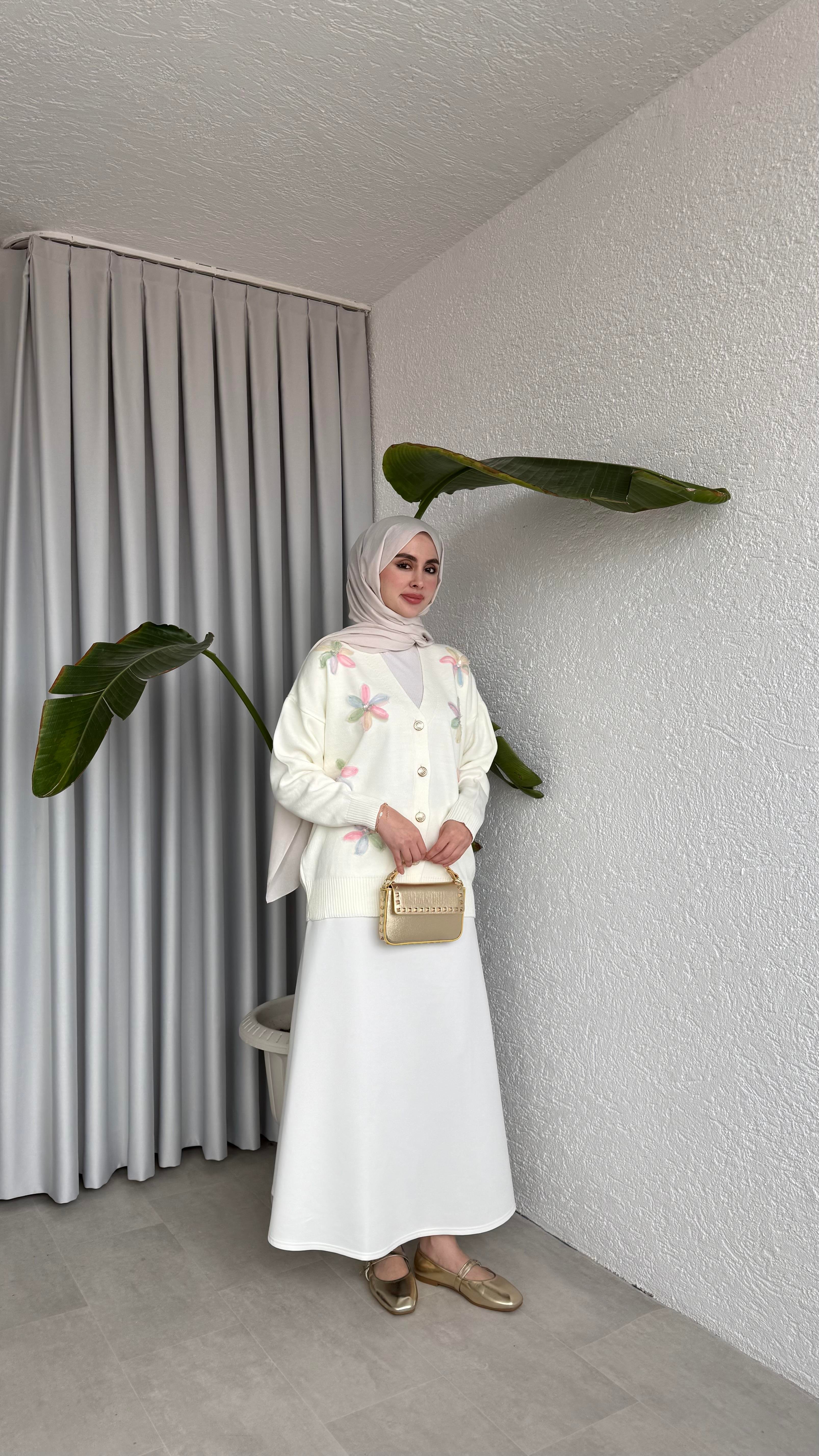 TRİKO ÇİÇEKLİ HIRKA - EKRU
