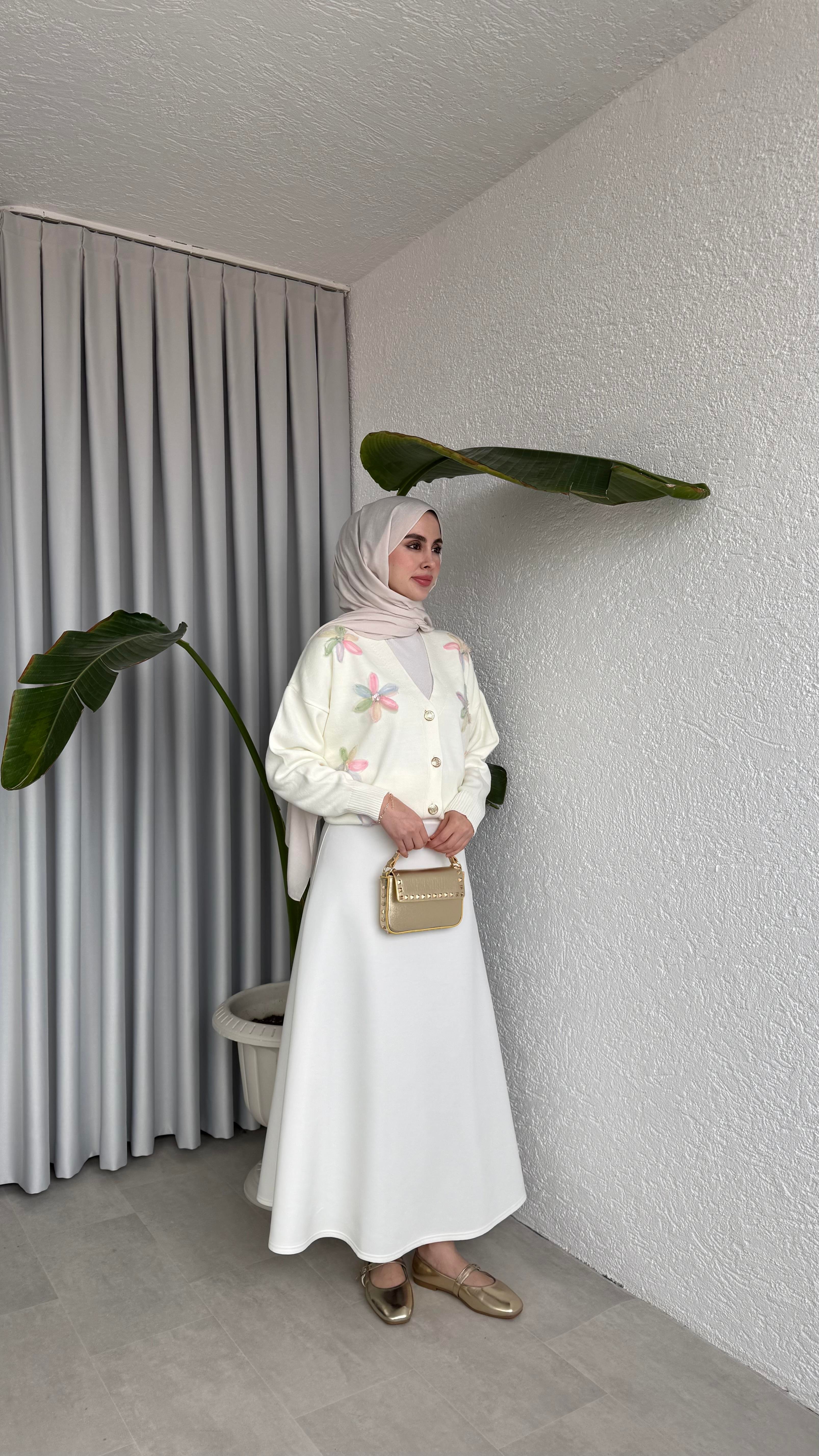 TRİKO ÇİÇEKLİ HIRKA - EKRU