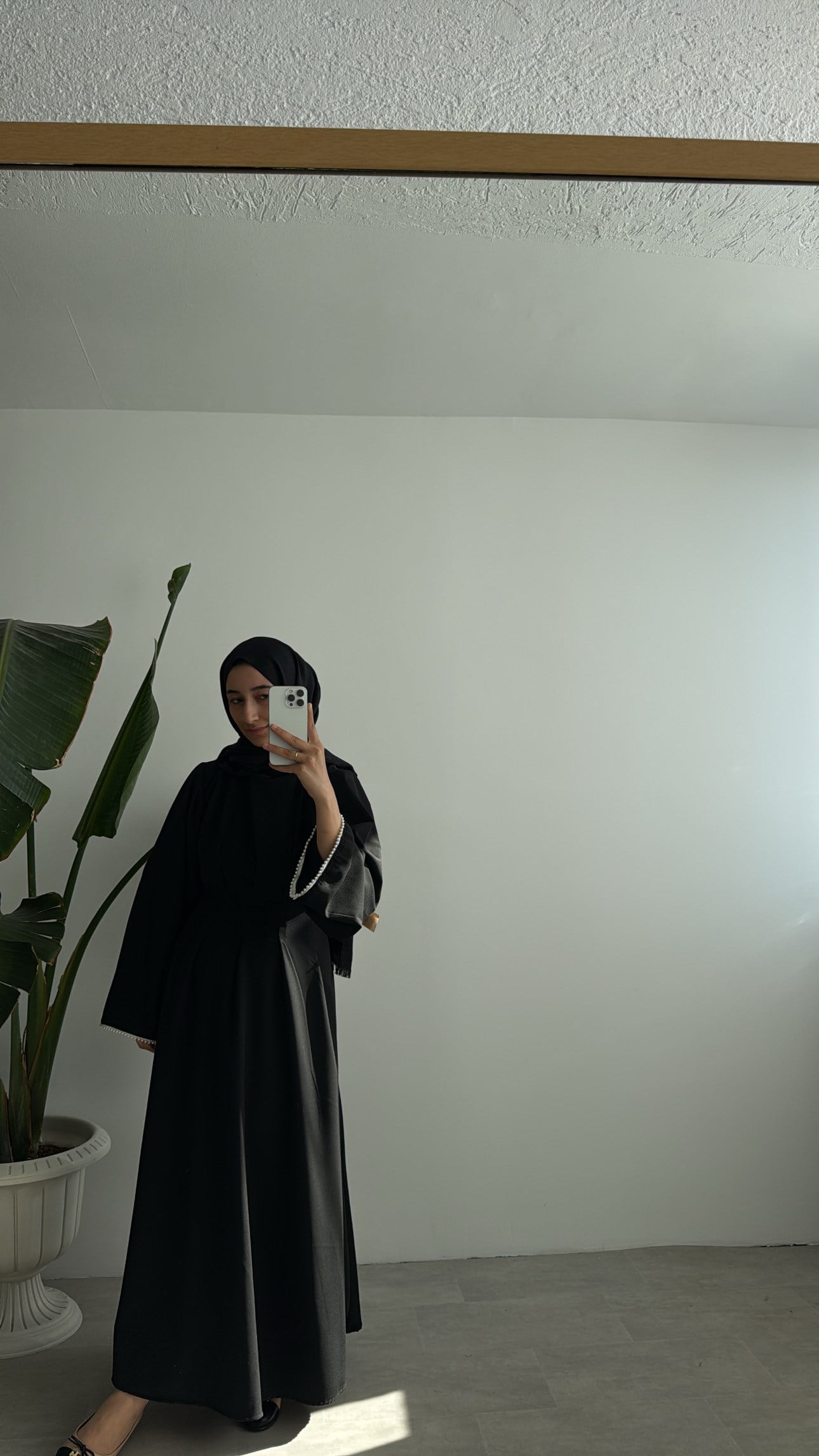 VANESA İNCİ DETAYLI ELBİSE - SİYAH