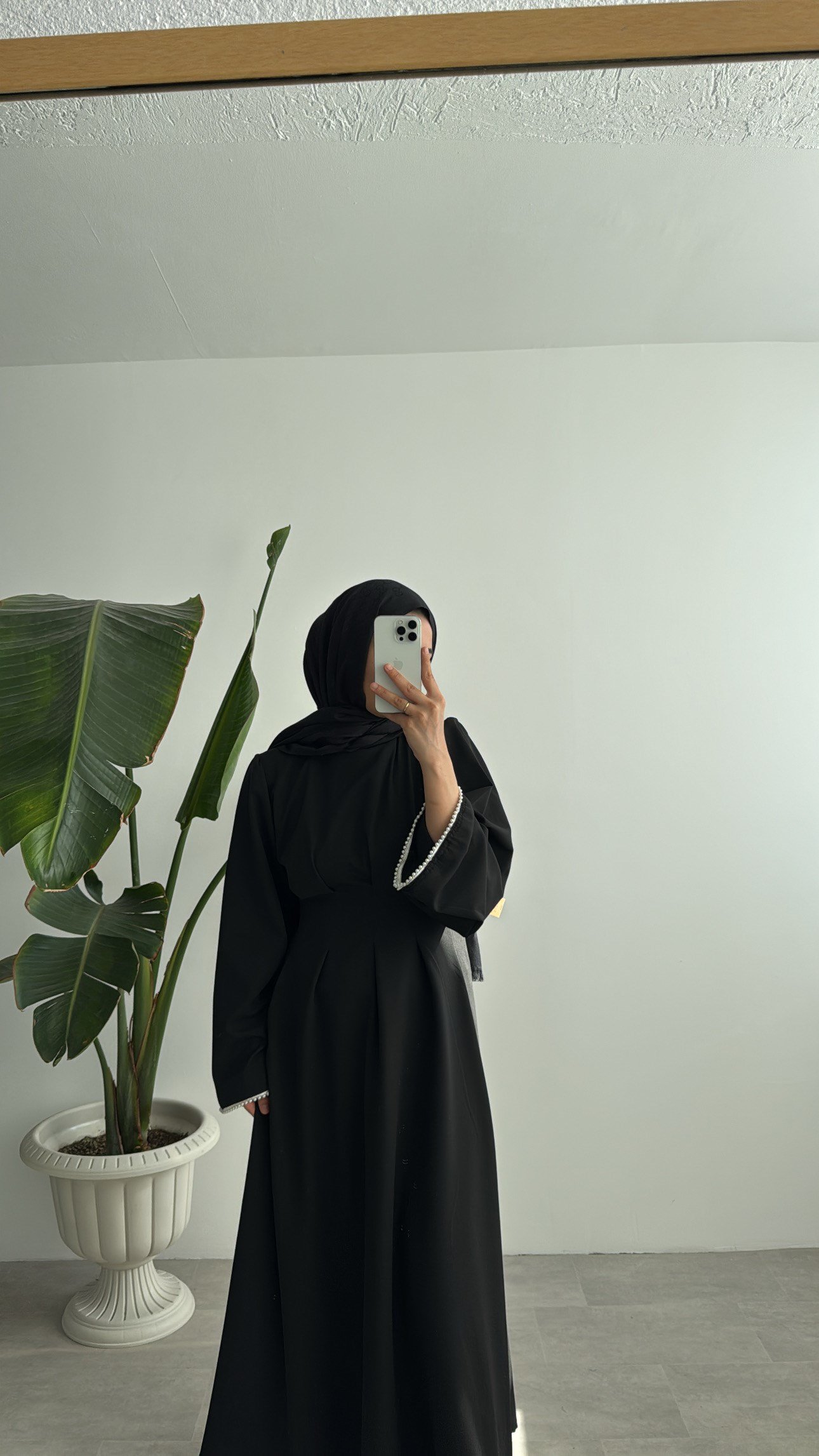VANESA İNCİ DETAYLI ELBİSE - SİYAH