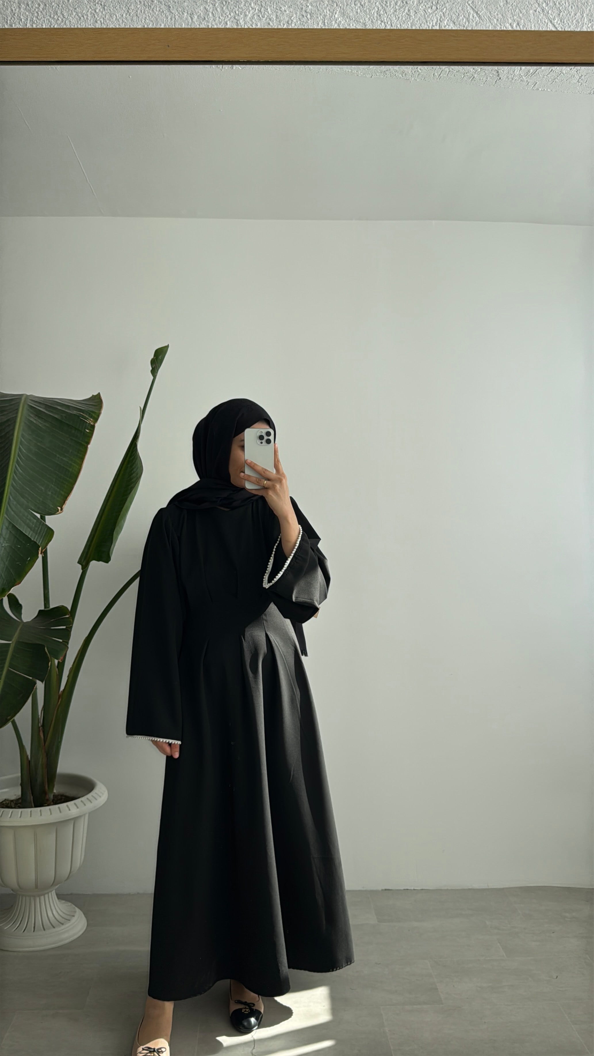 VANESA İNCİ DETAYLI ELBİSE - SİYAH