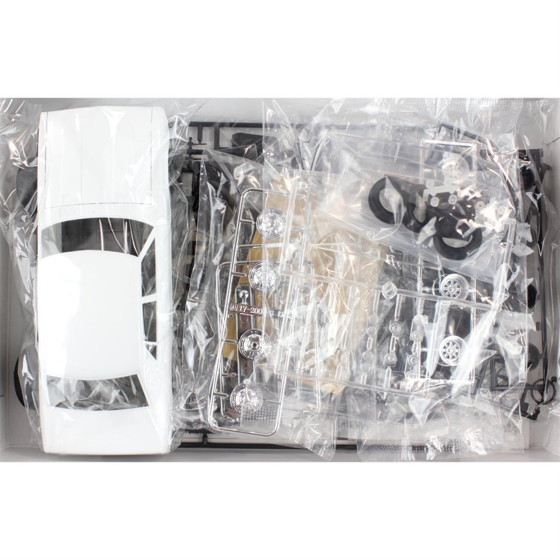 05348 1/24 NISSAN GC110 SKYLINE 2000GT 72