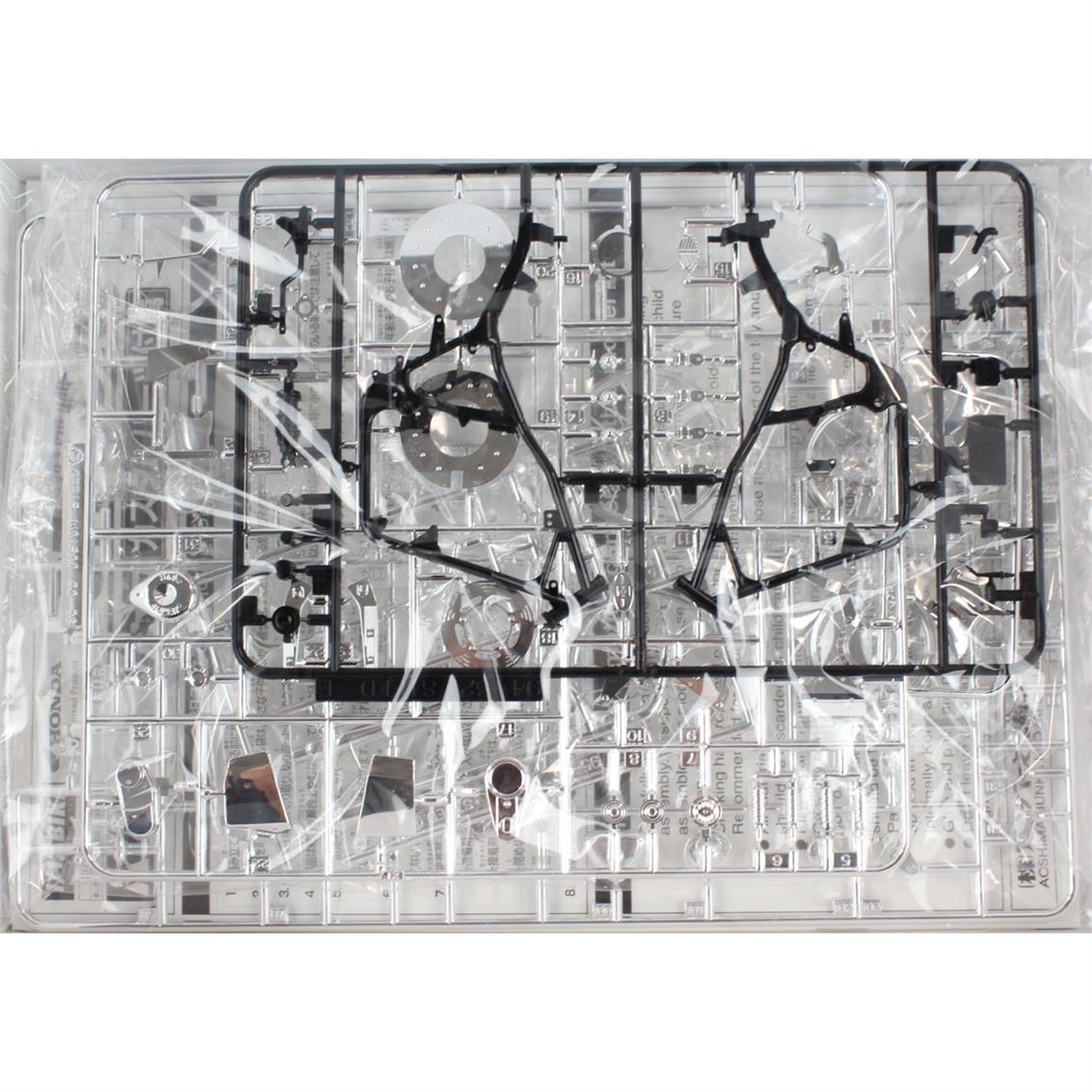 05398 1/12 HONDA STEED 400VSE WITH CUSTOM PARTS