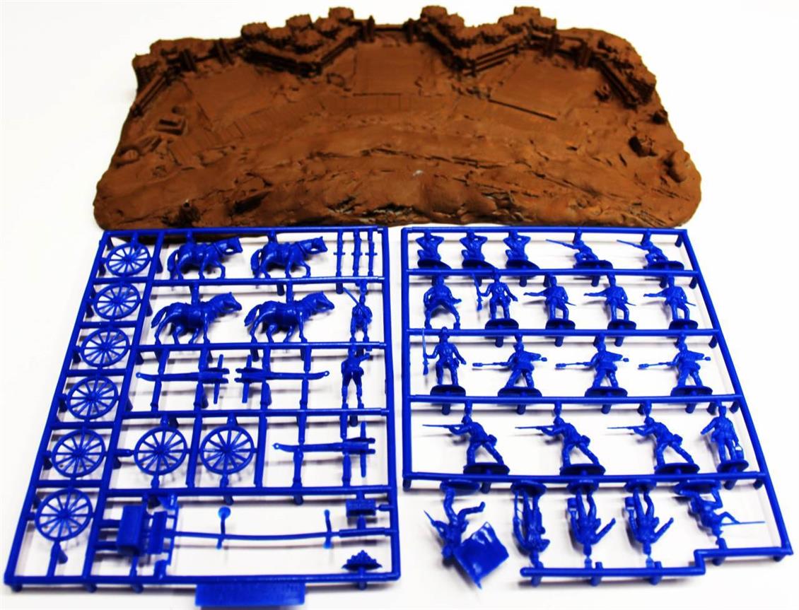 72101 1/72 BAT0EFIELD REDOUDT W/UNION ART