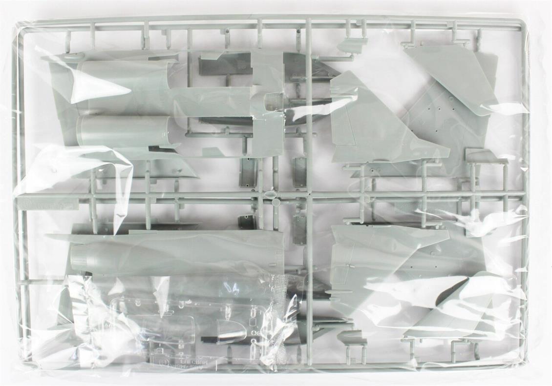 Academy 12227 1/48 MIG-29AS Slovak Hava Kuvvetleri Savaş Uçağı Demonte Plastik Maketi