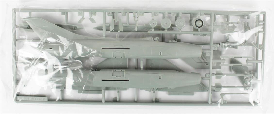 Academy 12442 1/72 MIG-21 Fishbed Savaş Uçağı Demonte Plastik Maketi