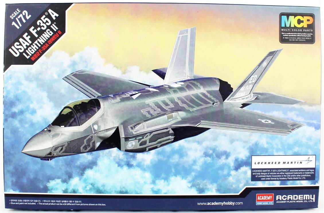 Academy 12507 1/72 USAF F-35A Savaş Uçağı Demonte Plastik Maketi