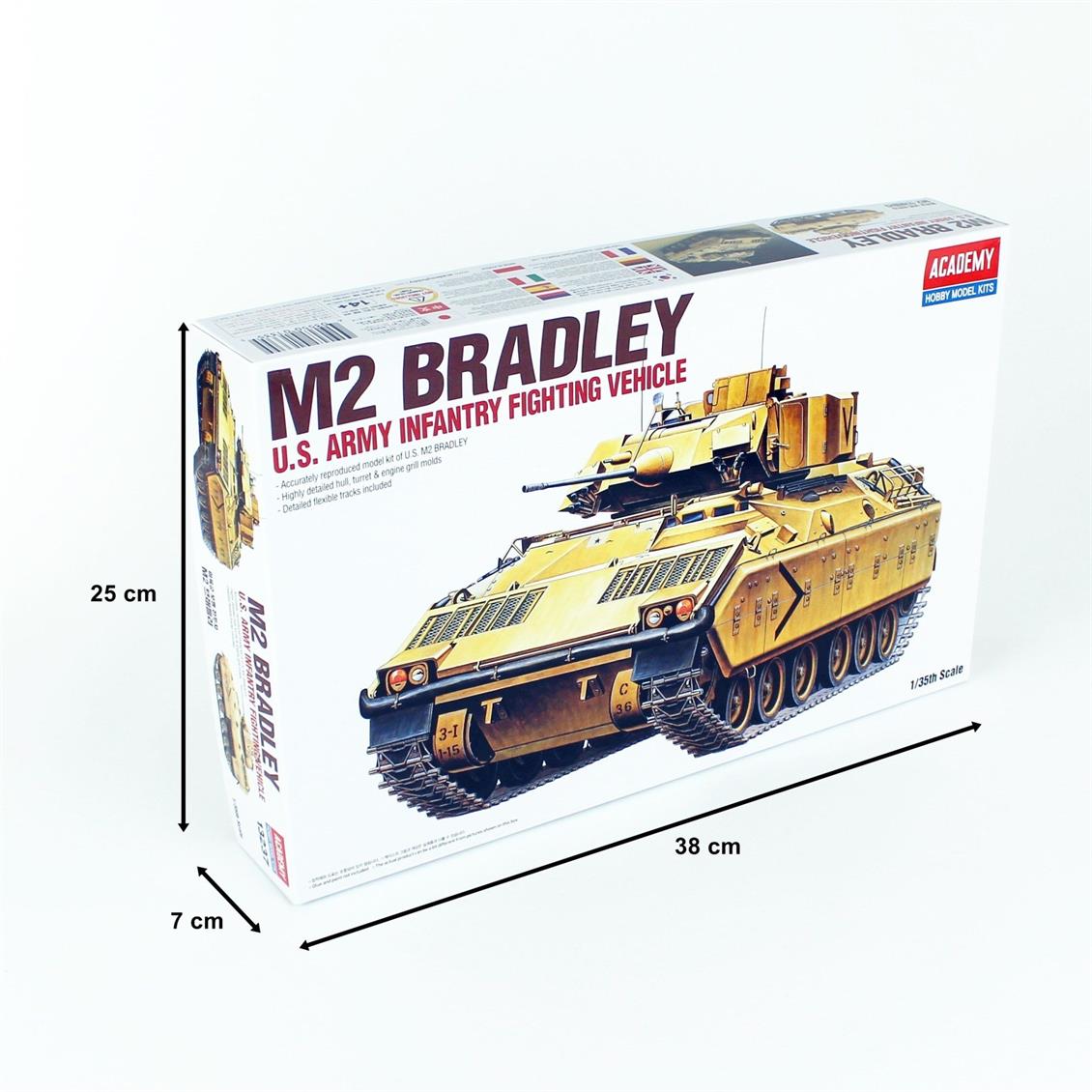 Academy 13237 1/35 M2 Bradley Amerikan Zırhlı Personel Taşıyıcı Demonte Plastik Maketi
