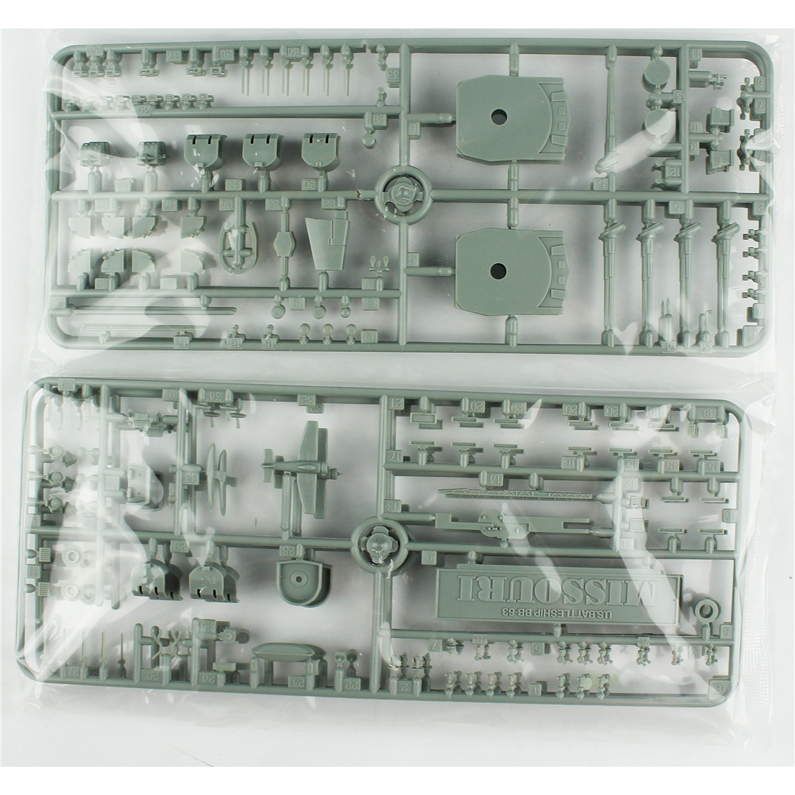 Academy 14401 1/400 USS Missouri BB-63 Savaş Gemisi, Plastik Model Kiti