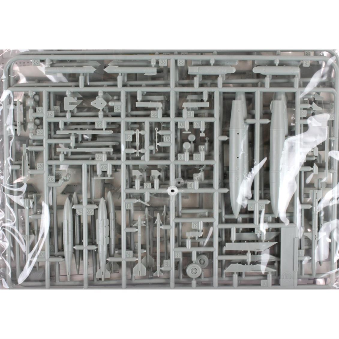 Academy 1/72 F-16C Thunderbirds Uçak Maketi