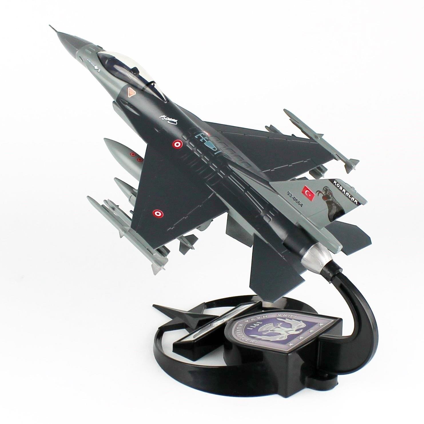 AkbaModel 1/48 F-16 Kobra Filo Muharip Savaş Uçağı, Sergilemeye Hazır Standlı Model