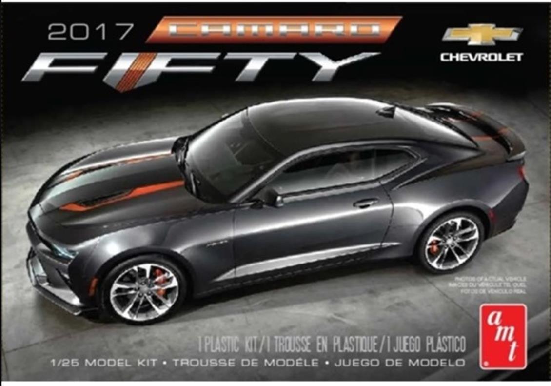 AMT 1035M 1/25 Ölçek, 2017 Chevy Camaro 50th Anniversary, Plastik Araba Maketi