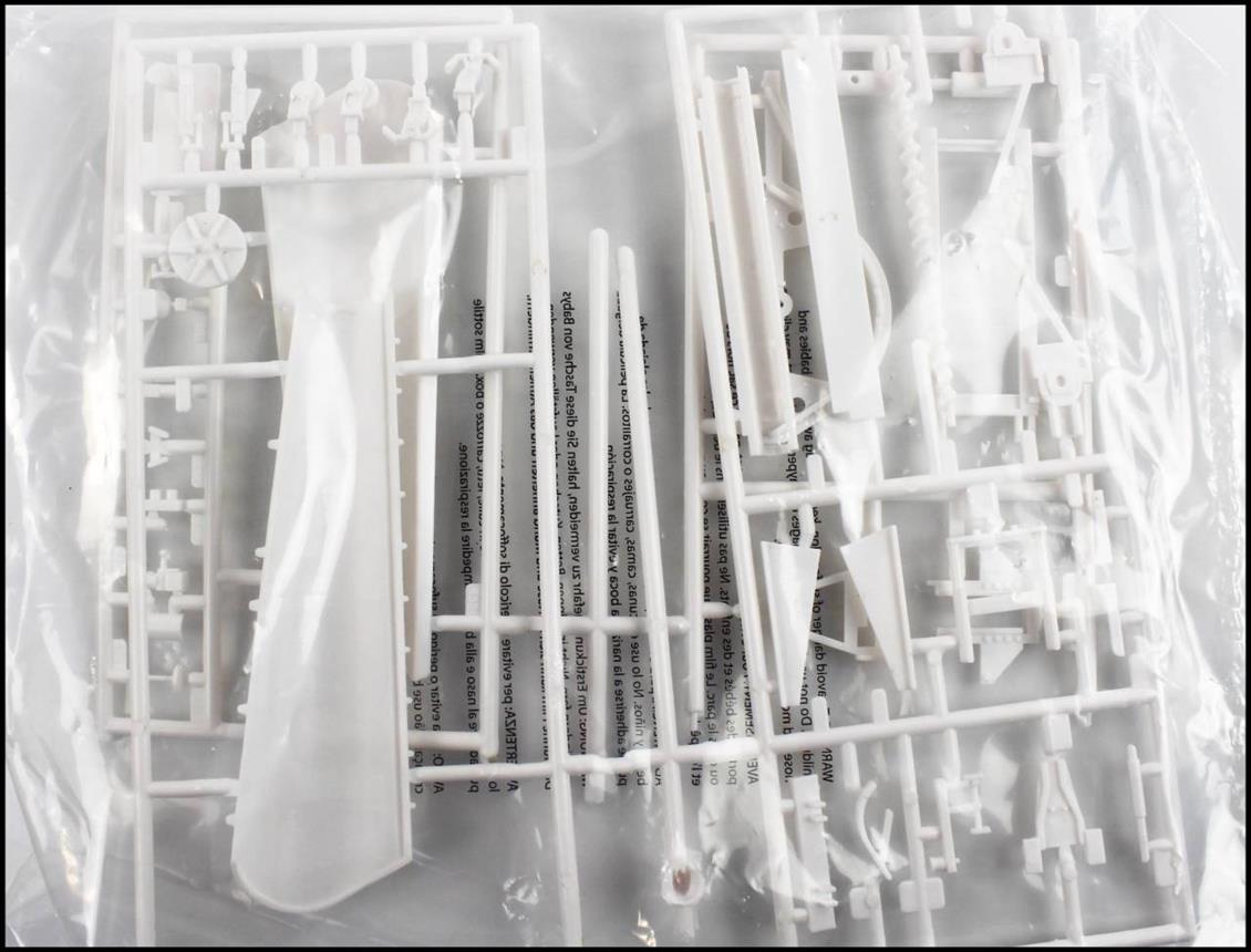 AMT 1178 1/25 Ford LNT-8000 Snow Plow Kar Küreme Kamyonu Demonte Plastik Maketi