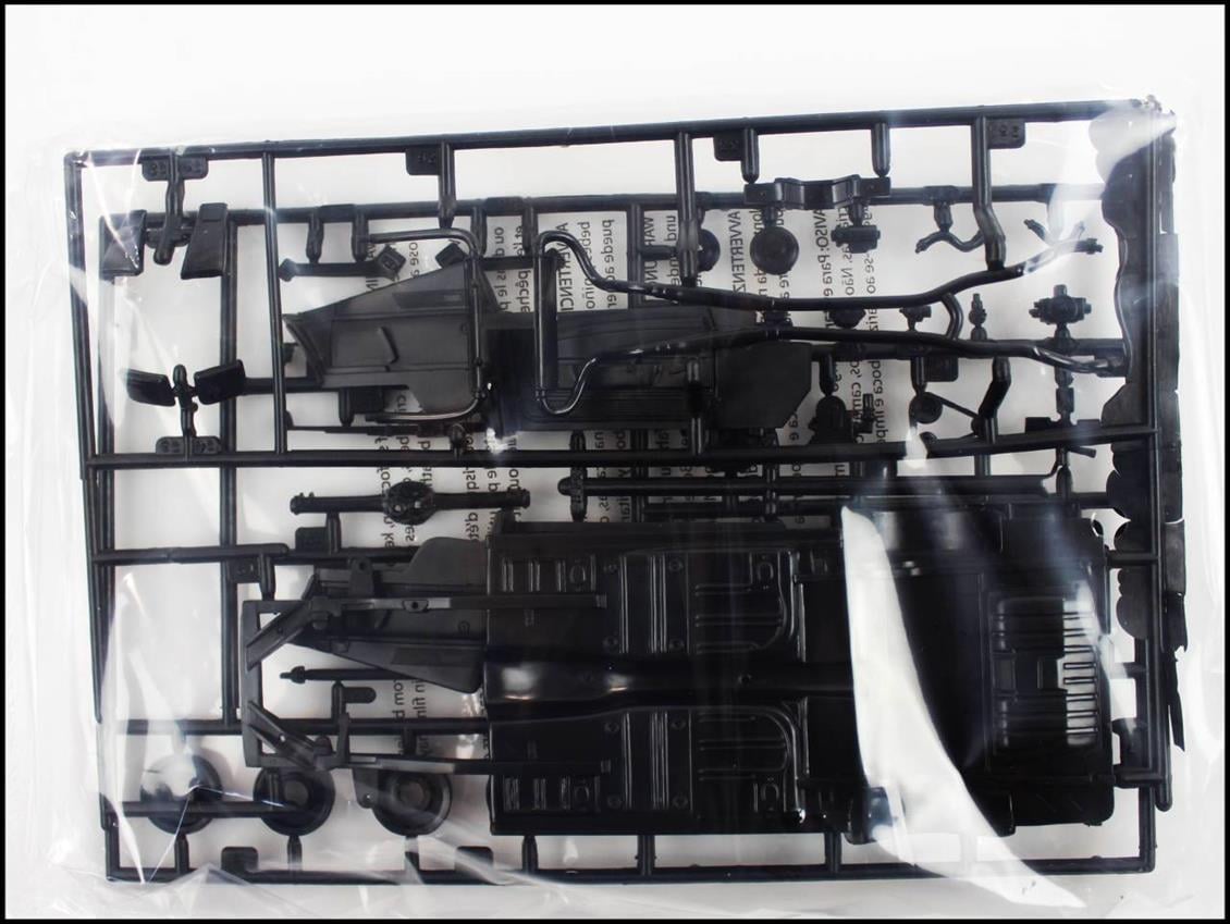 AMT 834M 1/25 1967 Shelby GT350  Black Araba  Demonte Plastik Maketi