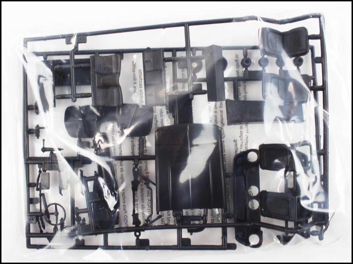 AMT 834M 1/25 1967 Shelby GT350  Black Araba  Demonte Plastik Maketi