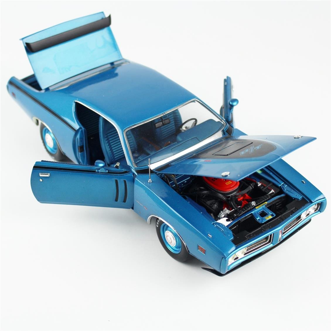 AutoWorld AMM1274 1/18 Ölçek, 1971 Dodge Charger R/T Coupe, Metalik Mavi, Sergilemeye Hazır Metal Araba Modeli