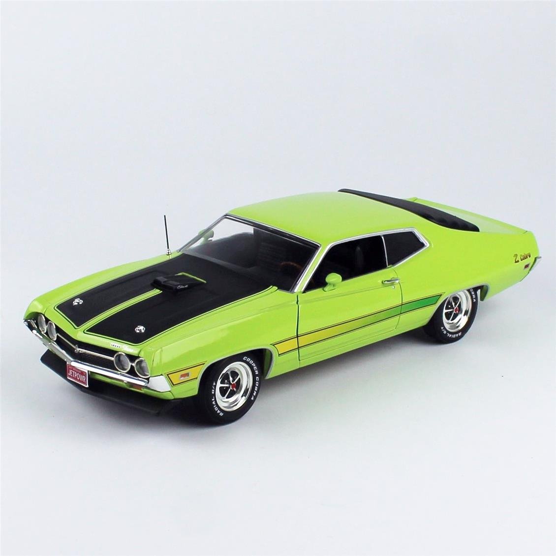 AutoWorld AMM1278 1/18 Ölçek, 1971 Ford Torino Cobra (Class of 1971), Limon Yeşili ve matt Siyah Kaput, Sergilemeye Hazır Metal
