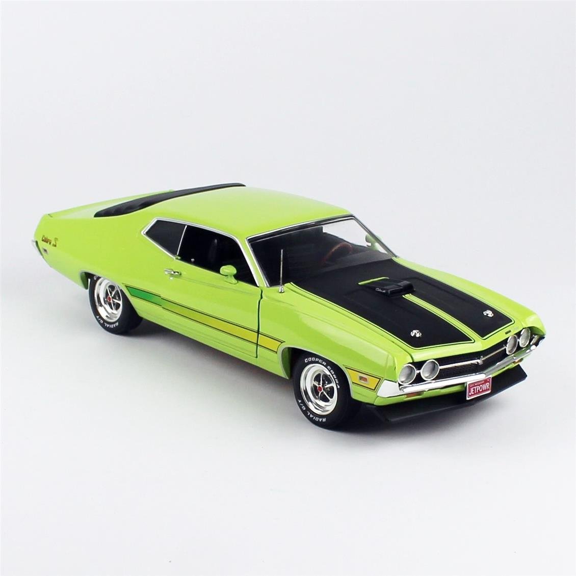 AutoWorld AMM1278 1/18 Ölçek, 1971 Ford Torino Cobra (Class of 1971), Limon Yeşili ve matt Siyah Kaput, Sergilemeye Hazır Metal