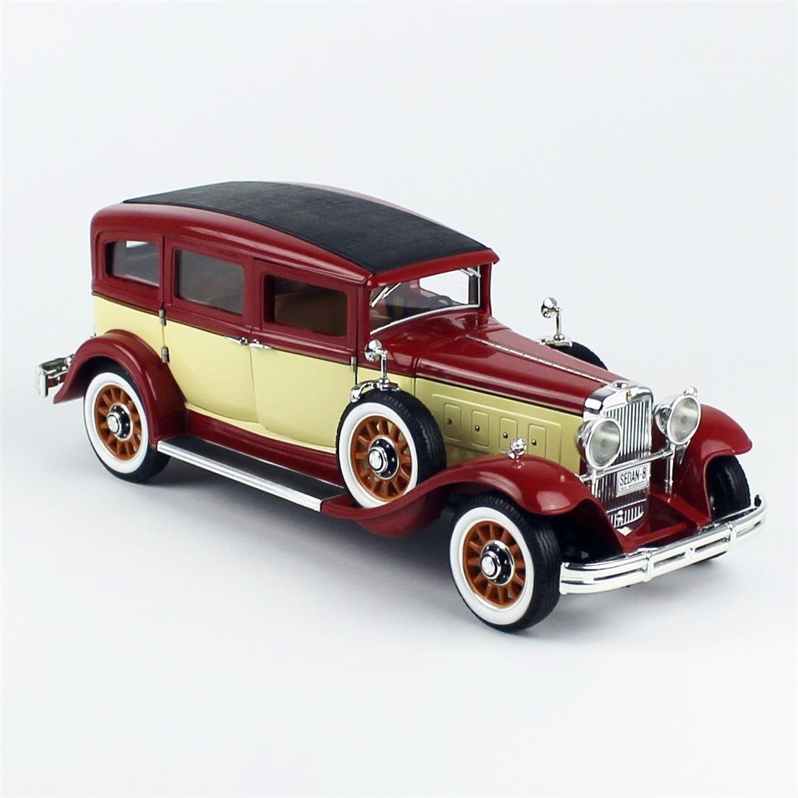 AutoWorld AW304 1/18 Ölçek, 1931 Peerless Master 8 Sedan, Kahve Krem, Sergilemeye Hazır Metal Araba Modeli