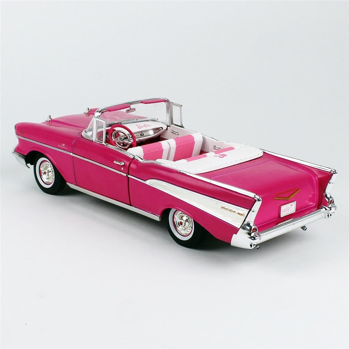 AutoWorld AWSS128 1/18 Ölçek, 1957 Chevrolet Bel Air Convertible (Pink Barbie), Sergilemeye Hazır Metal Araba Modeli