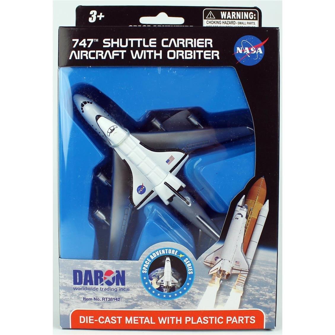 Daron 86RT-38142 Boeing 747 Mekik Taşıma Uçağı ve Orbiter Uzay Mekiği, Metal Gövde, Plastik Kanatlar, Sergilemeye Hazır Model Y