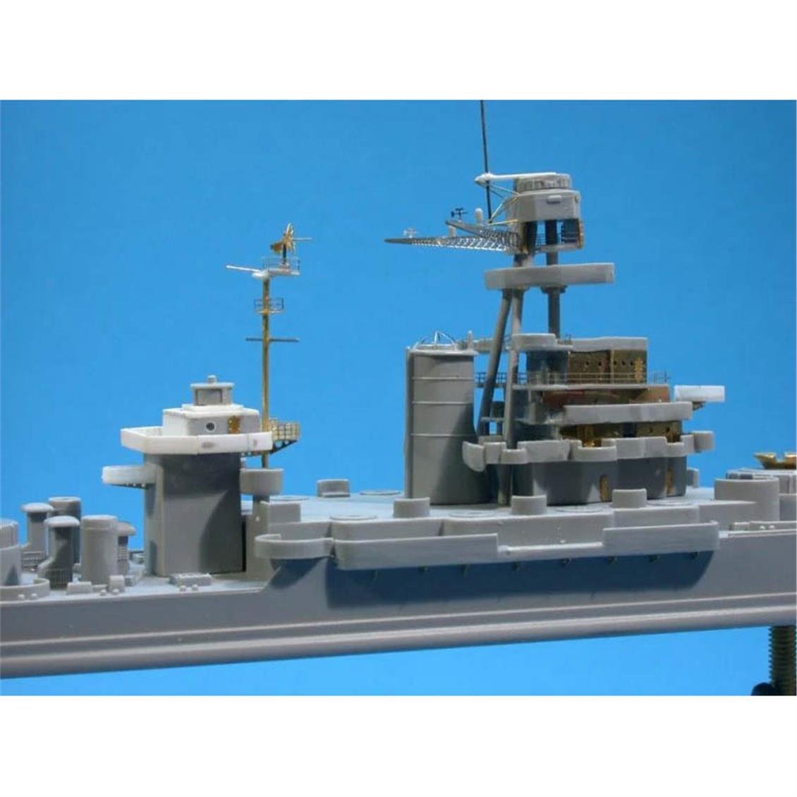 Dragon 7041 1/700 Ölçek, USS Pennsylvania BB-38 (1944) Savaş Gemisi Plastik Model Kiti
