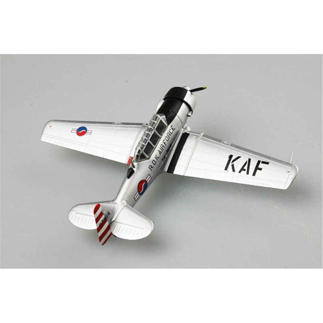 Easy Hobby 36316 1/72 Ölçek, T-6G-Republic of Korea Air Force Savaş Uçağı, Sergilemeye Hazır Plastik Model