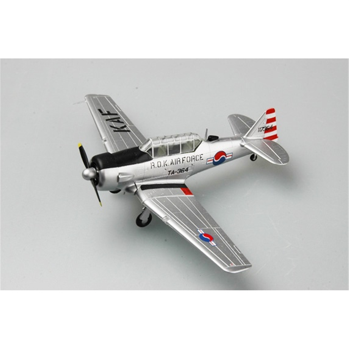 Easy Hobby 36316 1/72 Ölçek, T-6G-Republic of Korea Air Force Savaş Uçağı, Sergilemeye Hazır Plastik Model