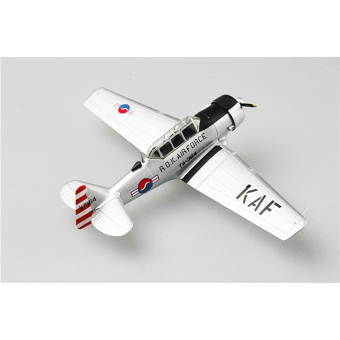 Easy Hobby 36316 1/72 Ölçek, T-6G-Republic of Korea Air Force Savaş Uçağı, Sergilemeye Hazır Plastik Model