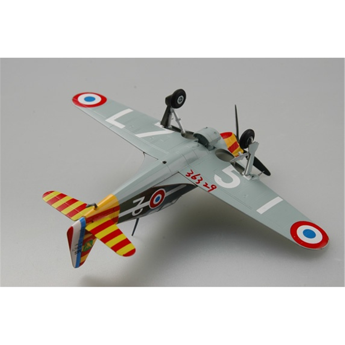 Easy Hobby 36329 1/72 Ölçek, MS.406-Vichy Air Force 2 Escadrille Savaş Uçağı, Sergilemeye Hazır Plastik Model